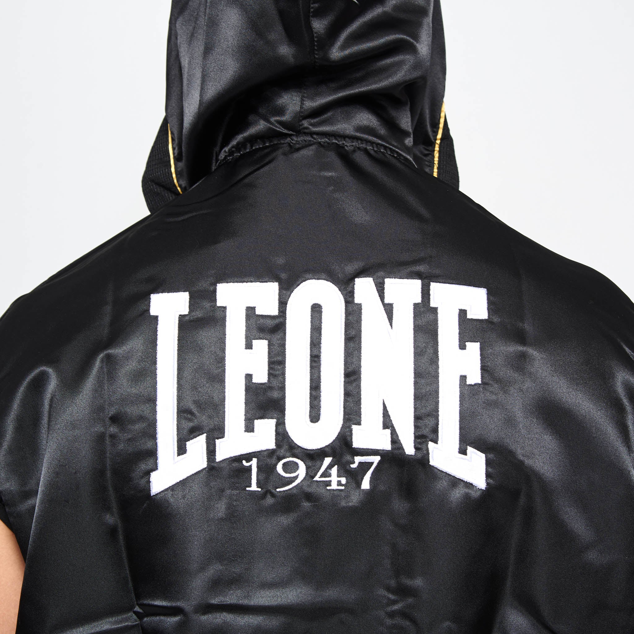 PREMIUM SLEEVELESS BOXING GOWN