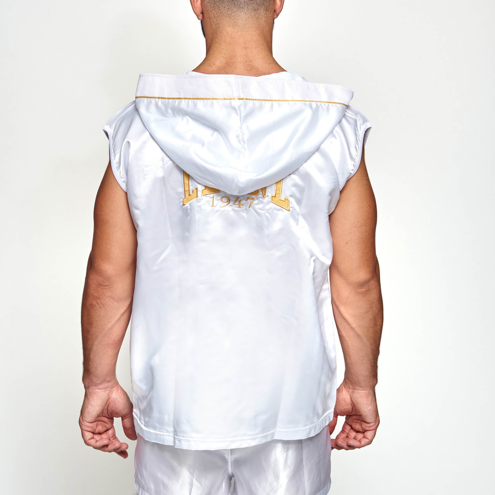 PREMIUM SLEEVELESS BOXING GOWN