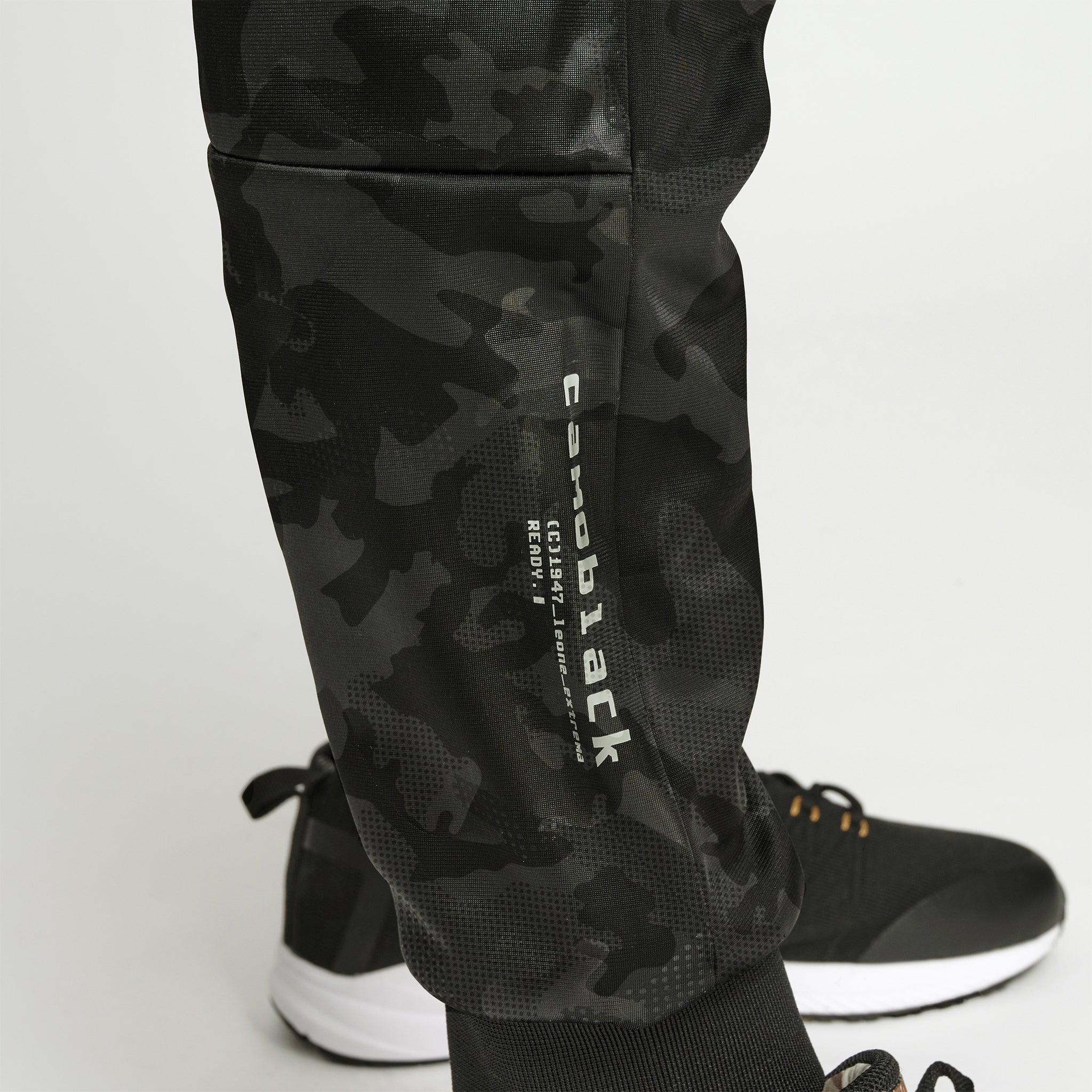 TROUSERS CAMOBLACK