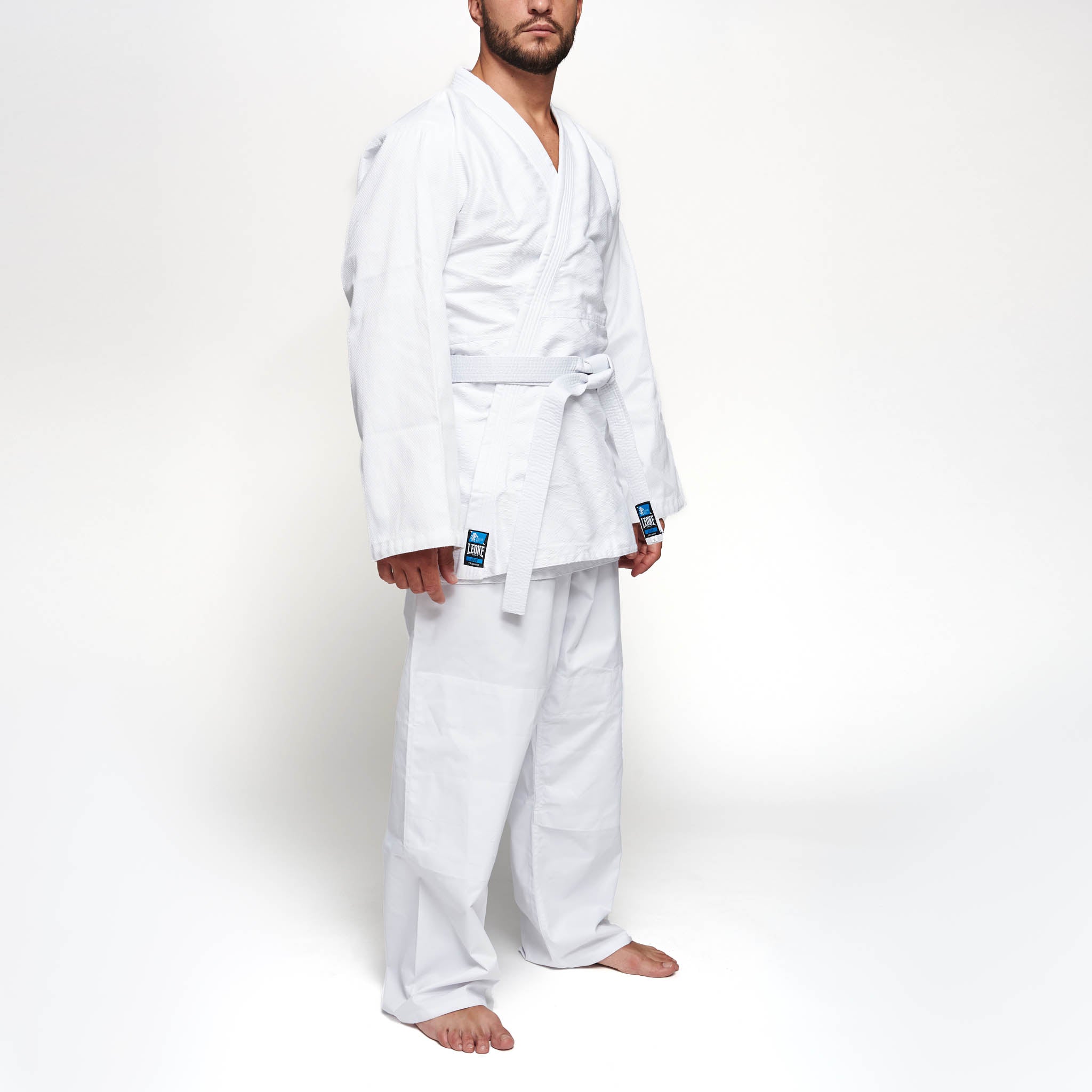 JUDO SUIT