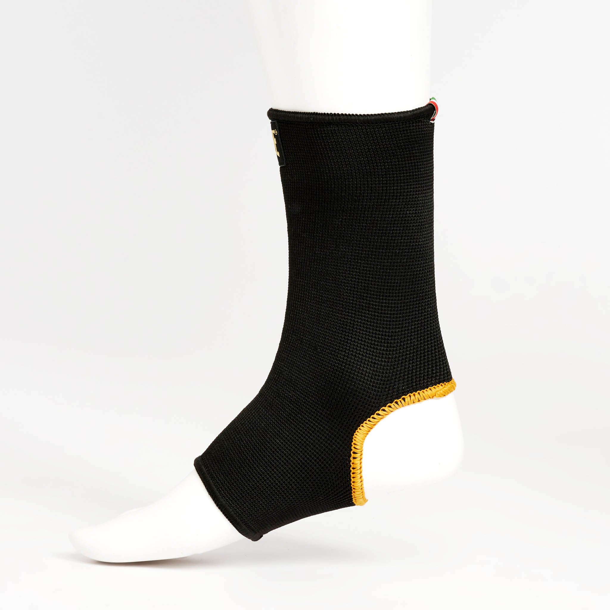 ANKLE GUARDS DNA