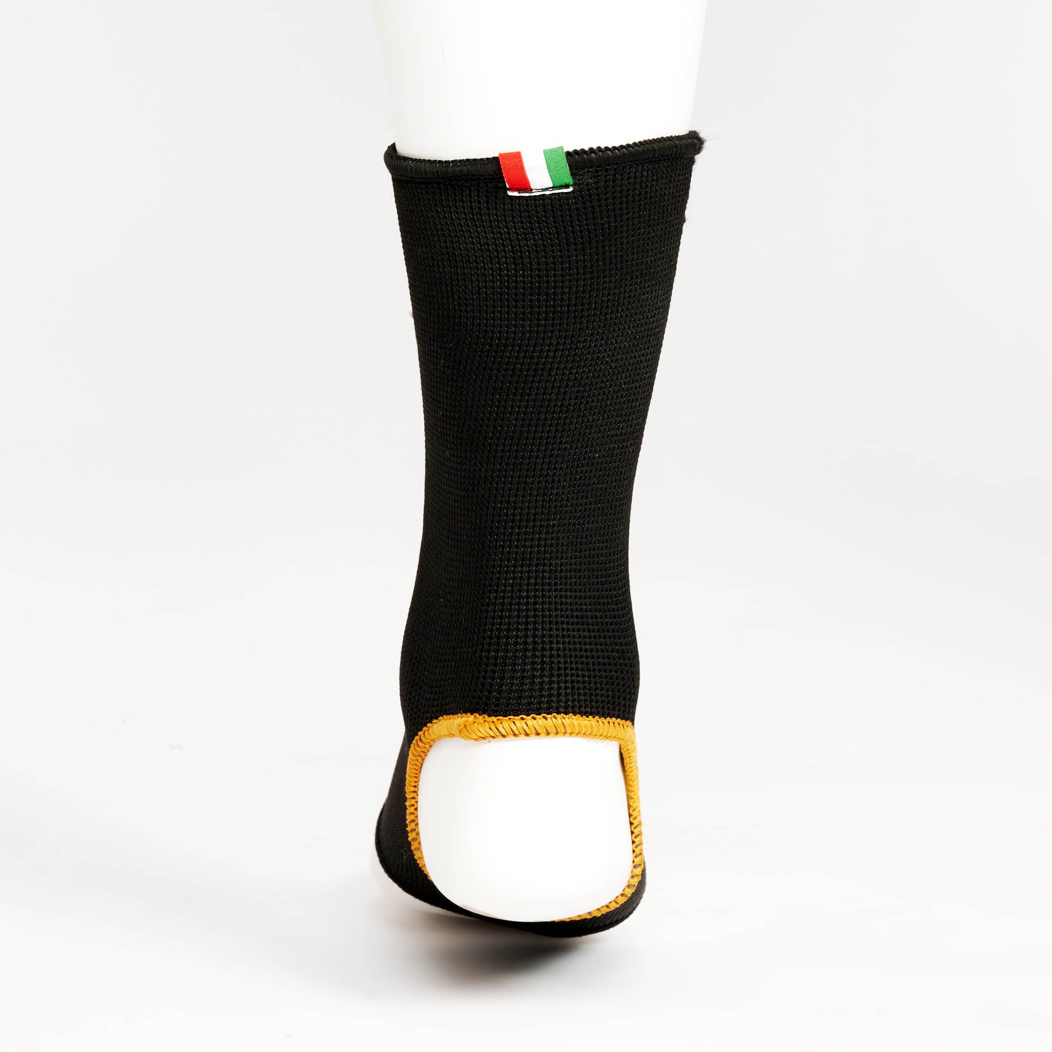 ANKLE GUARDS DNA