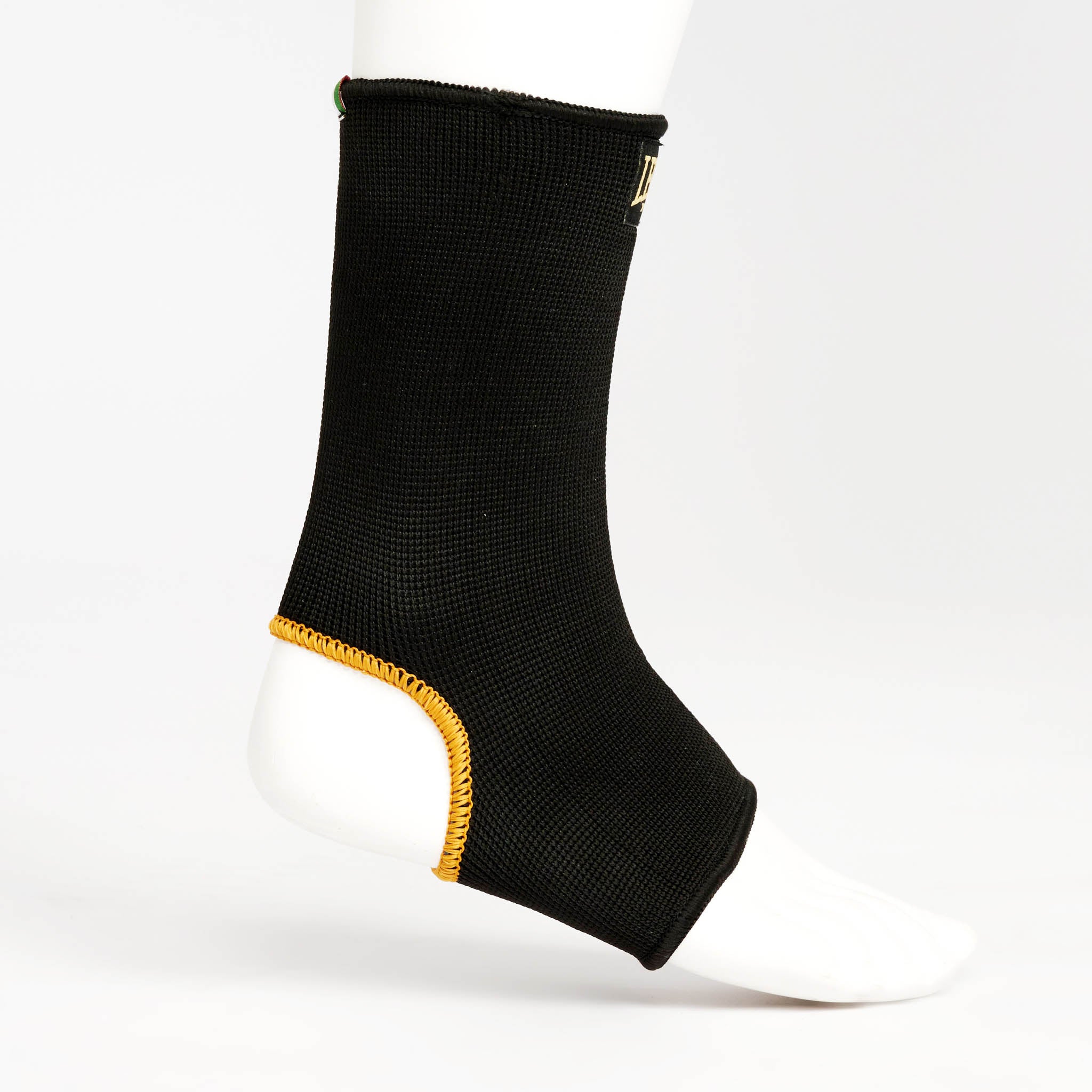 ANKLE GUARDS DNA