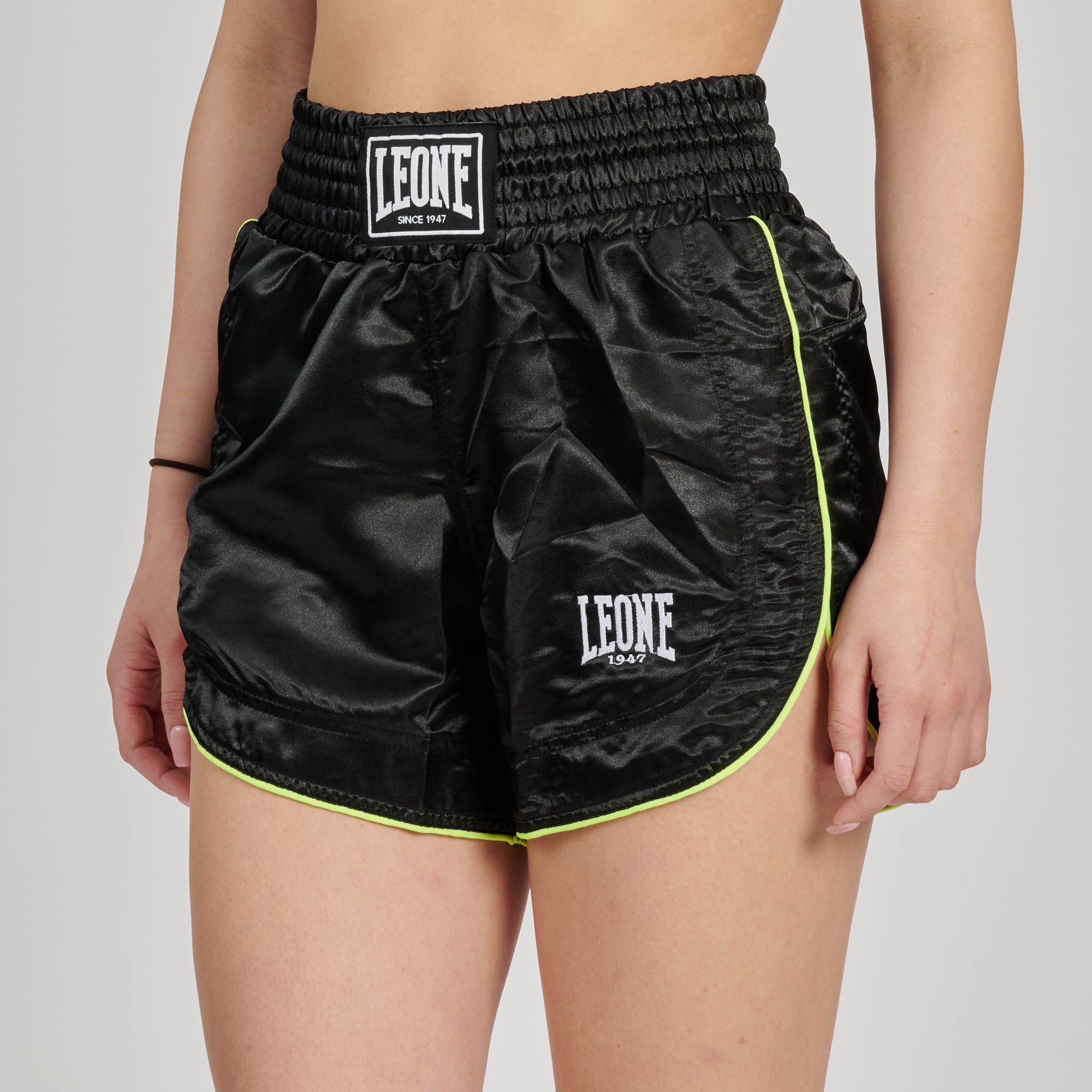 BASIC THAI SHORTS WOMAN