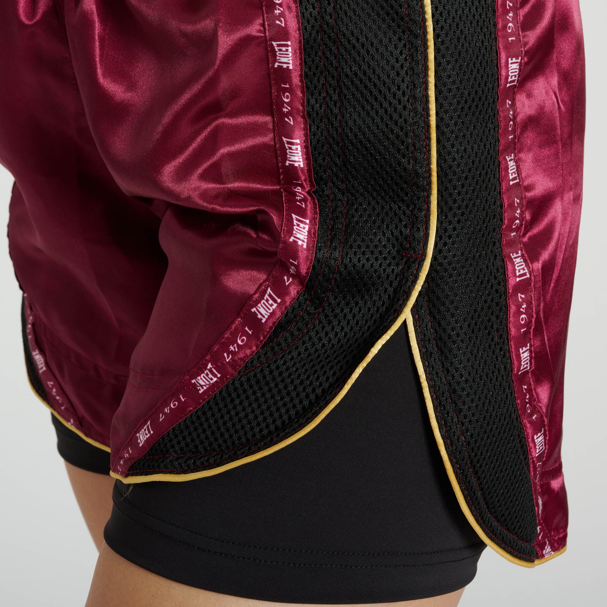 CLASSIC SHORTS