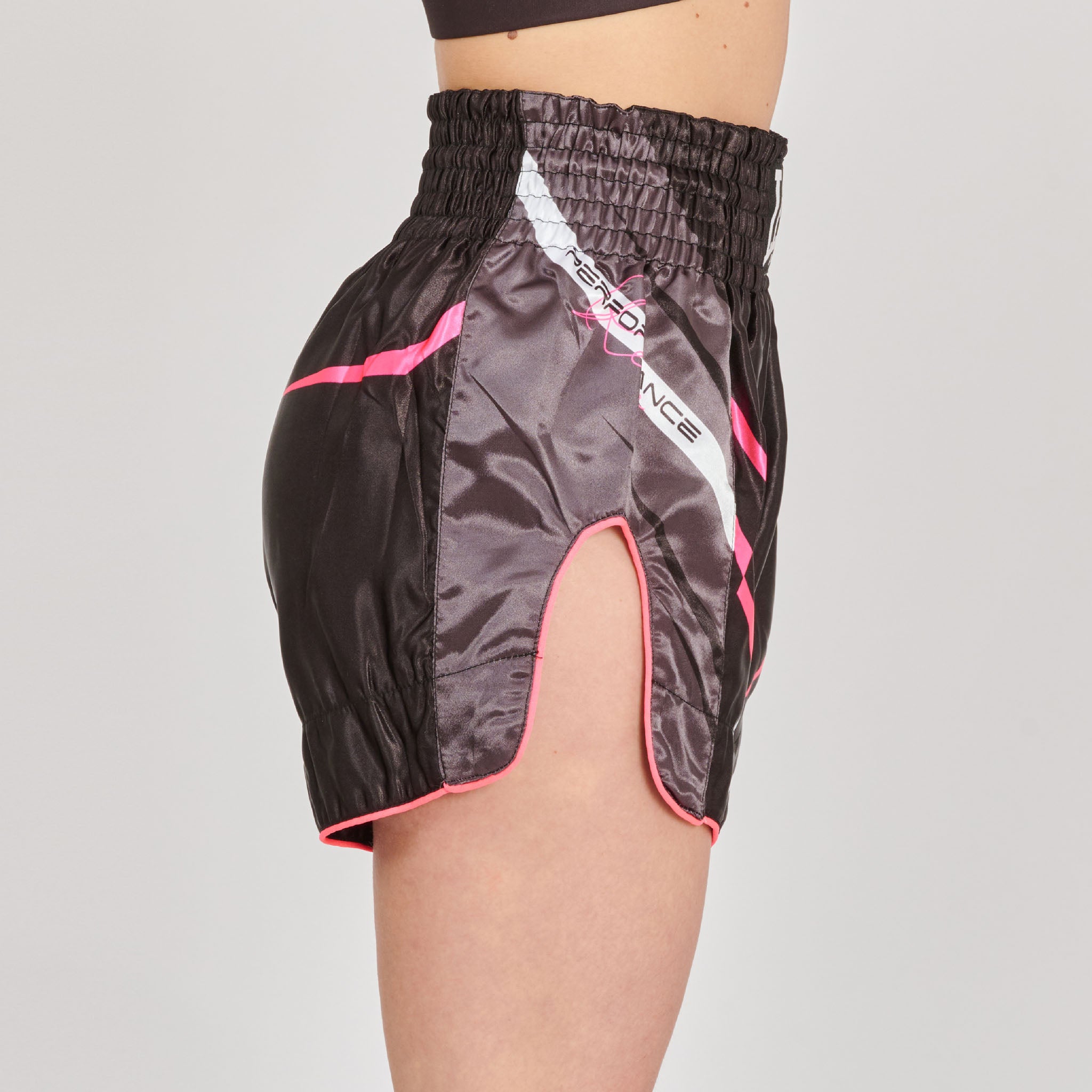 REVO FLUO KICK SHORTS