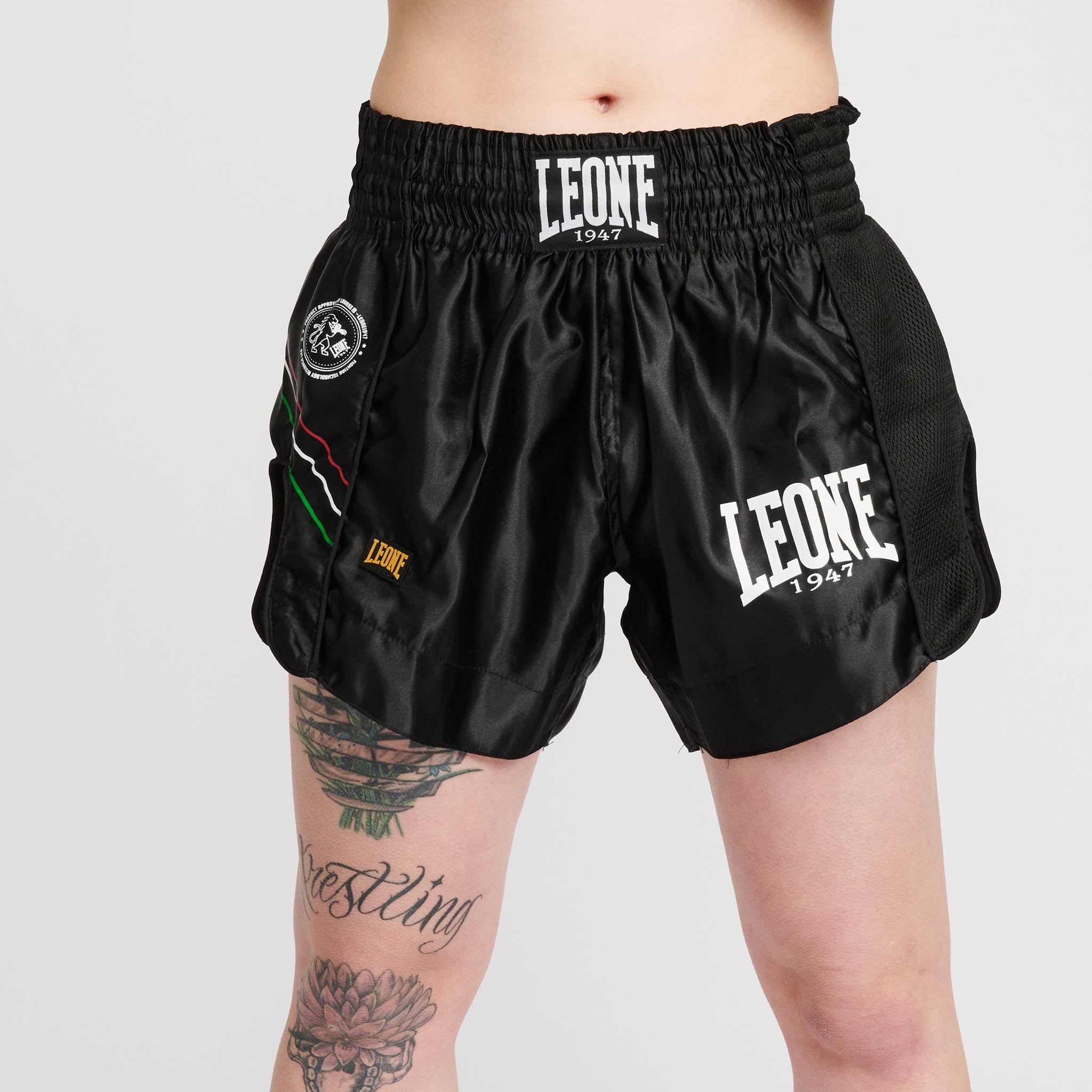 FLAG KICK-THAI SHORTS