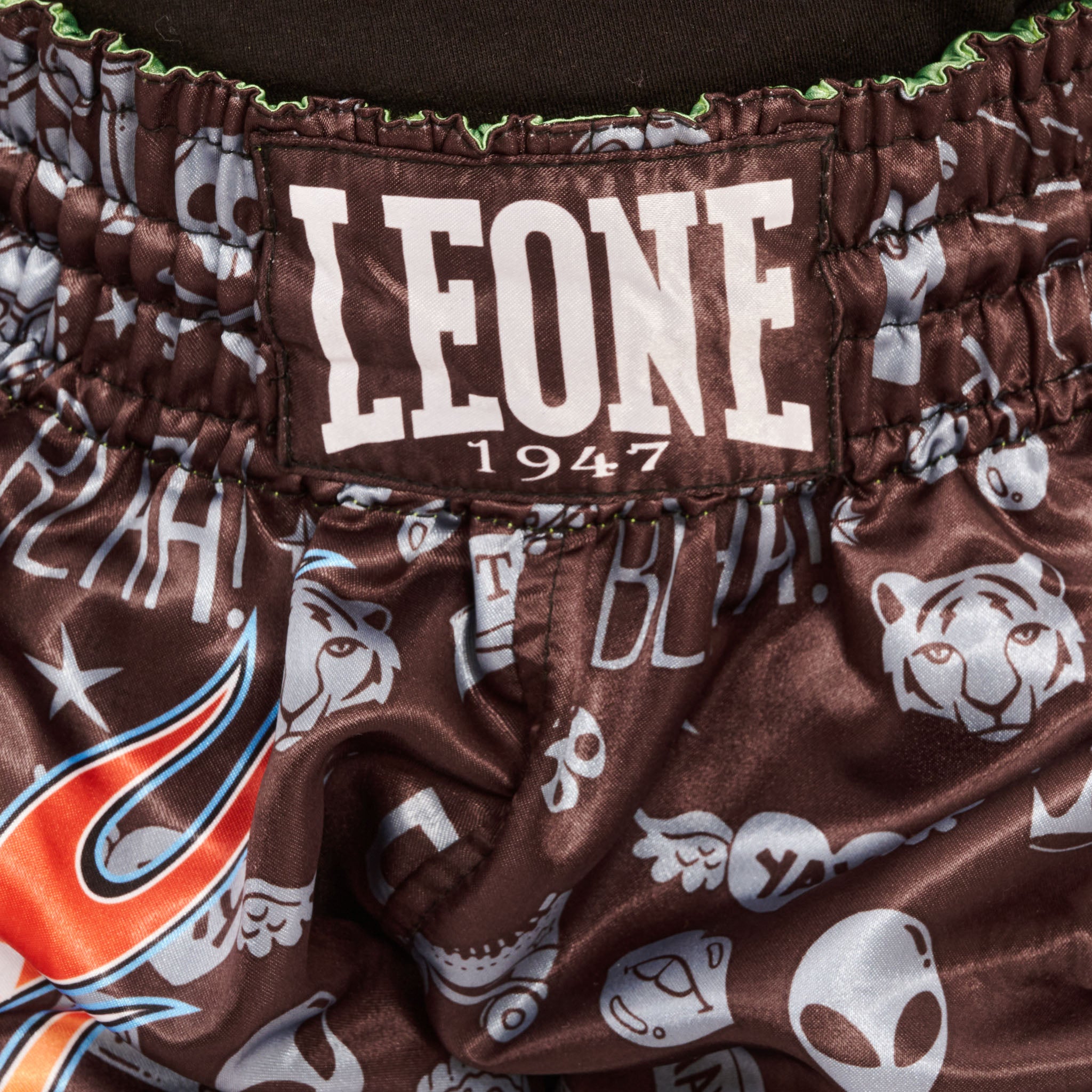 FLAMES KICK SHORTS