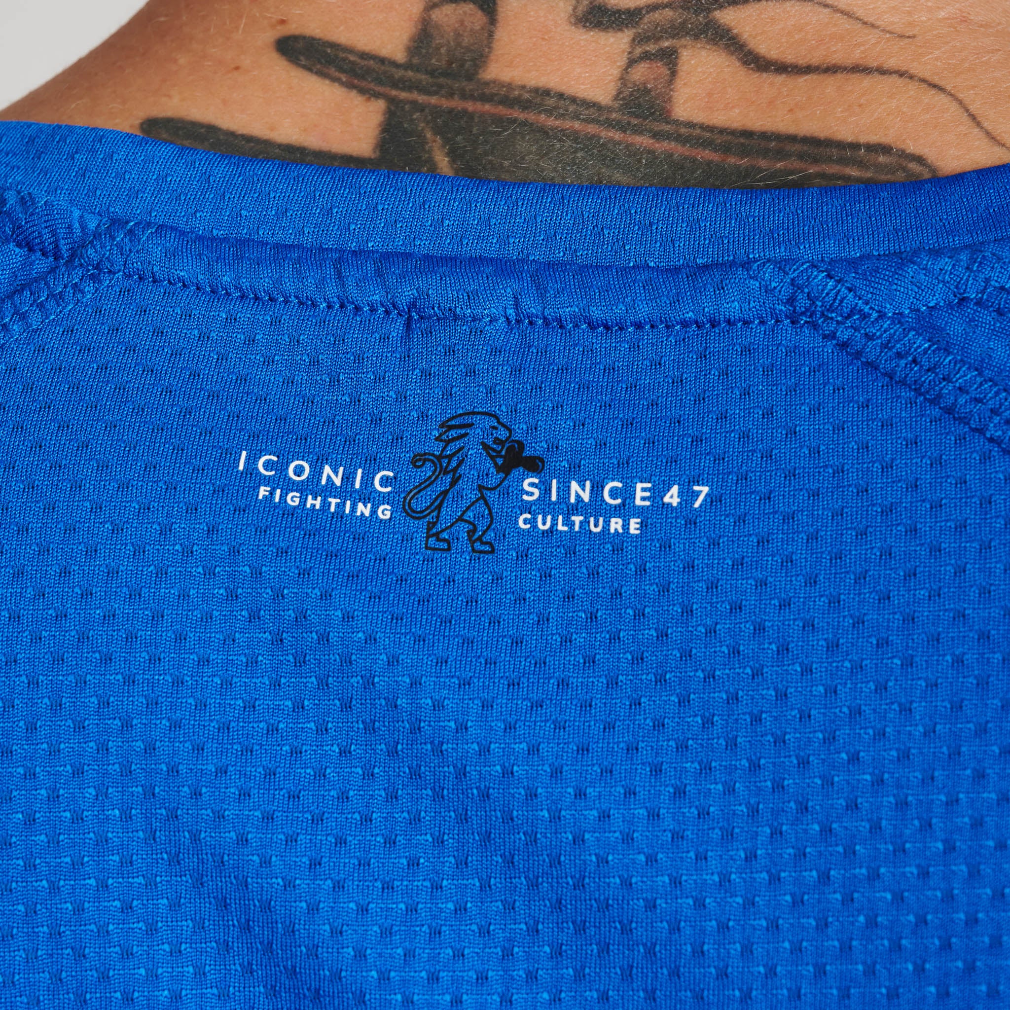 ICONIC T- SHIRT