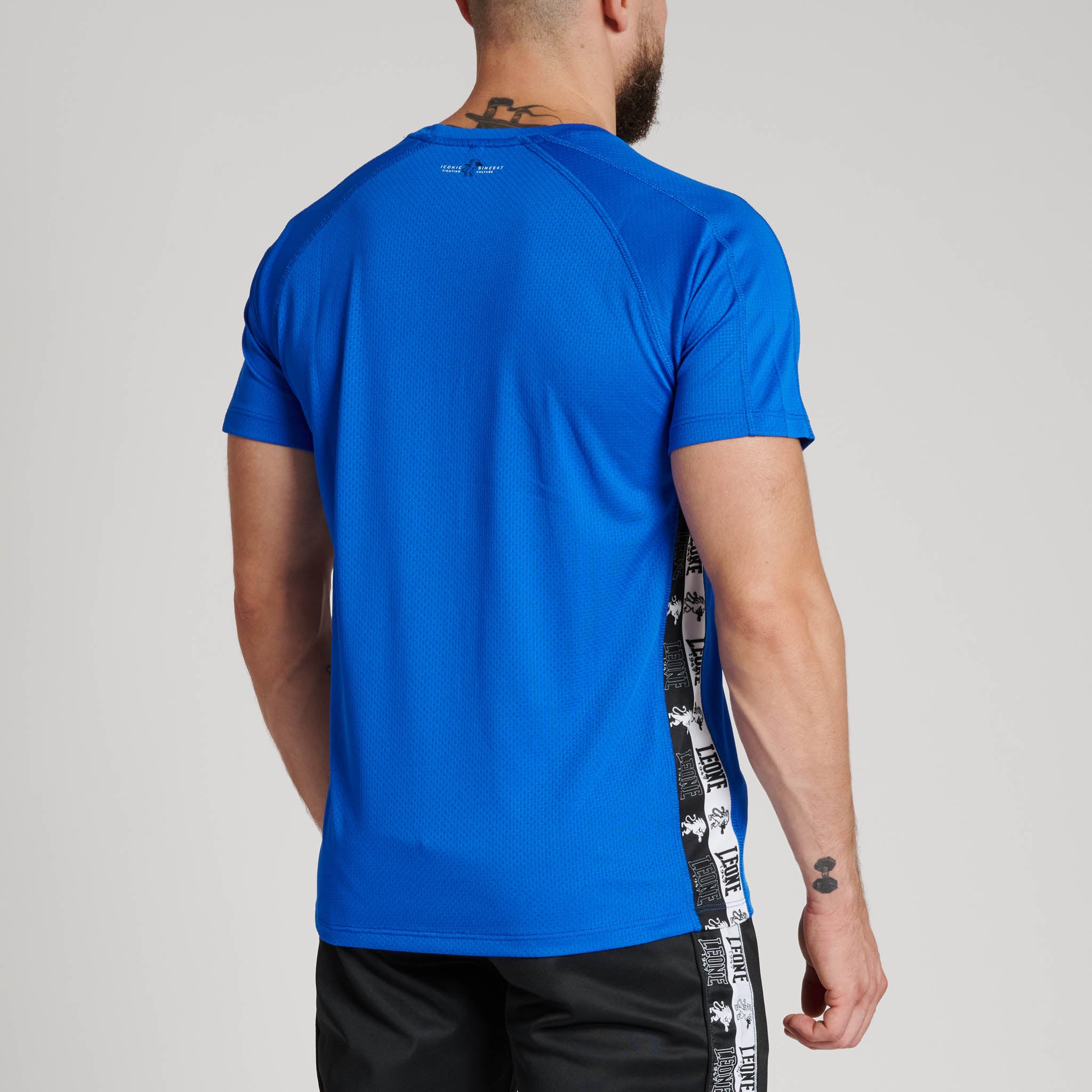 ICONIC T- SHIRT