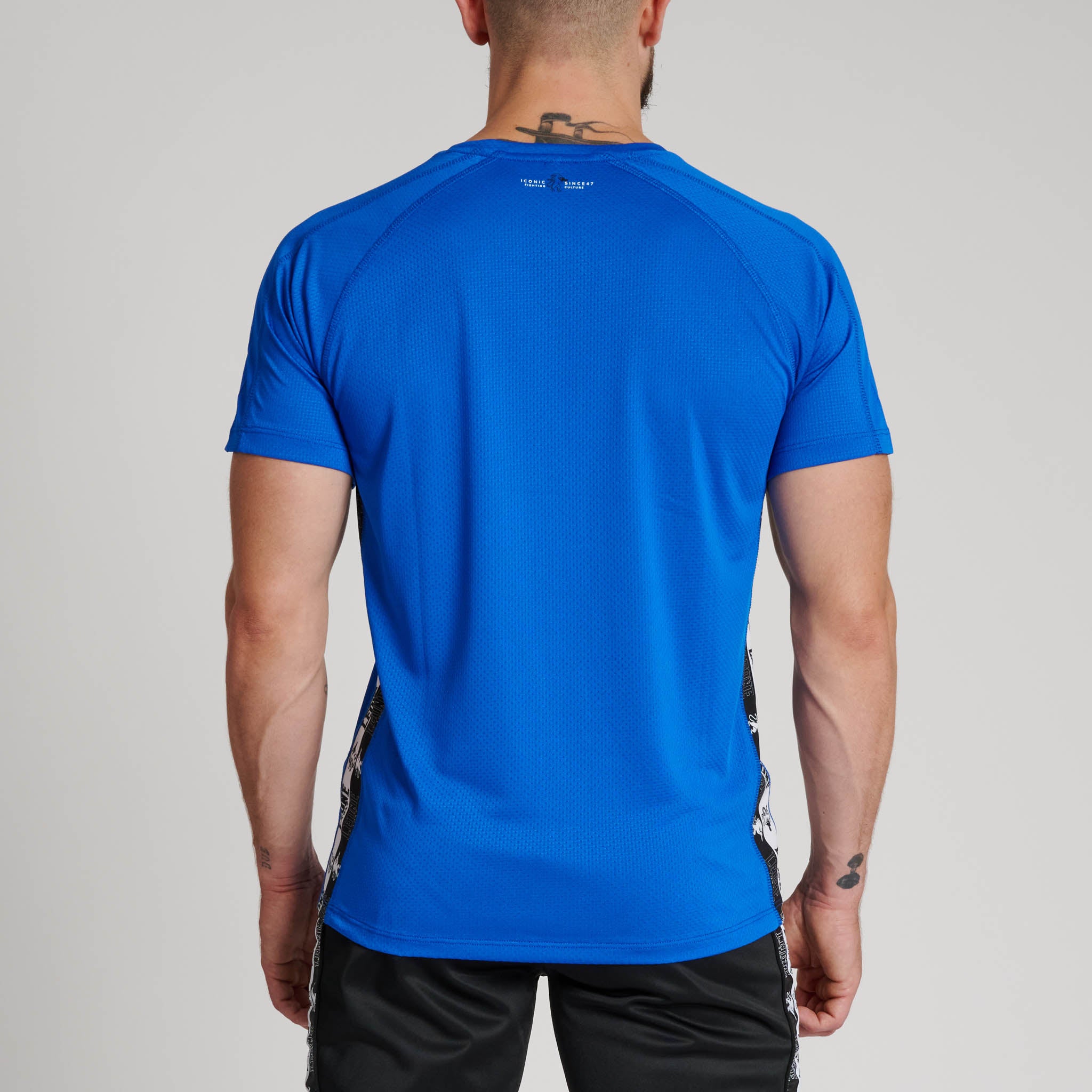 ICONIC T- SHIRT