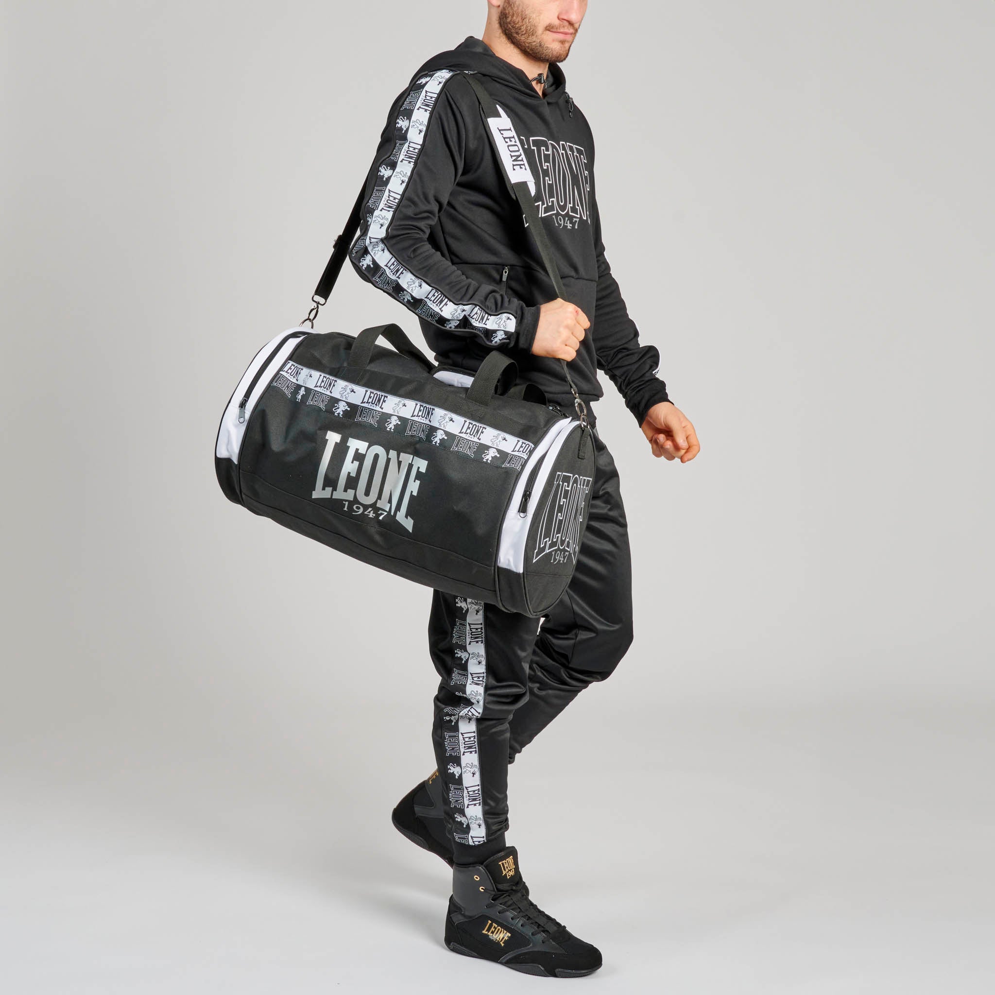 ICONIC HOODED SWEATSHIRT