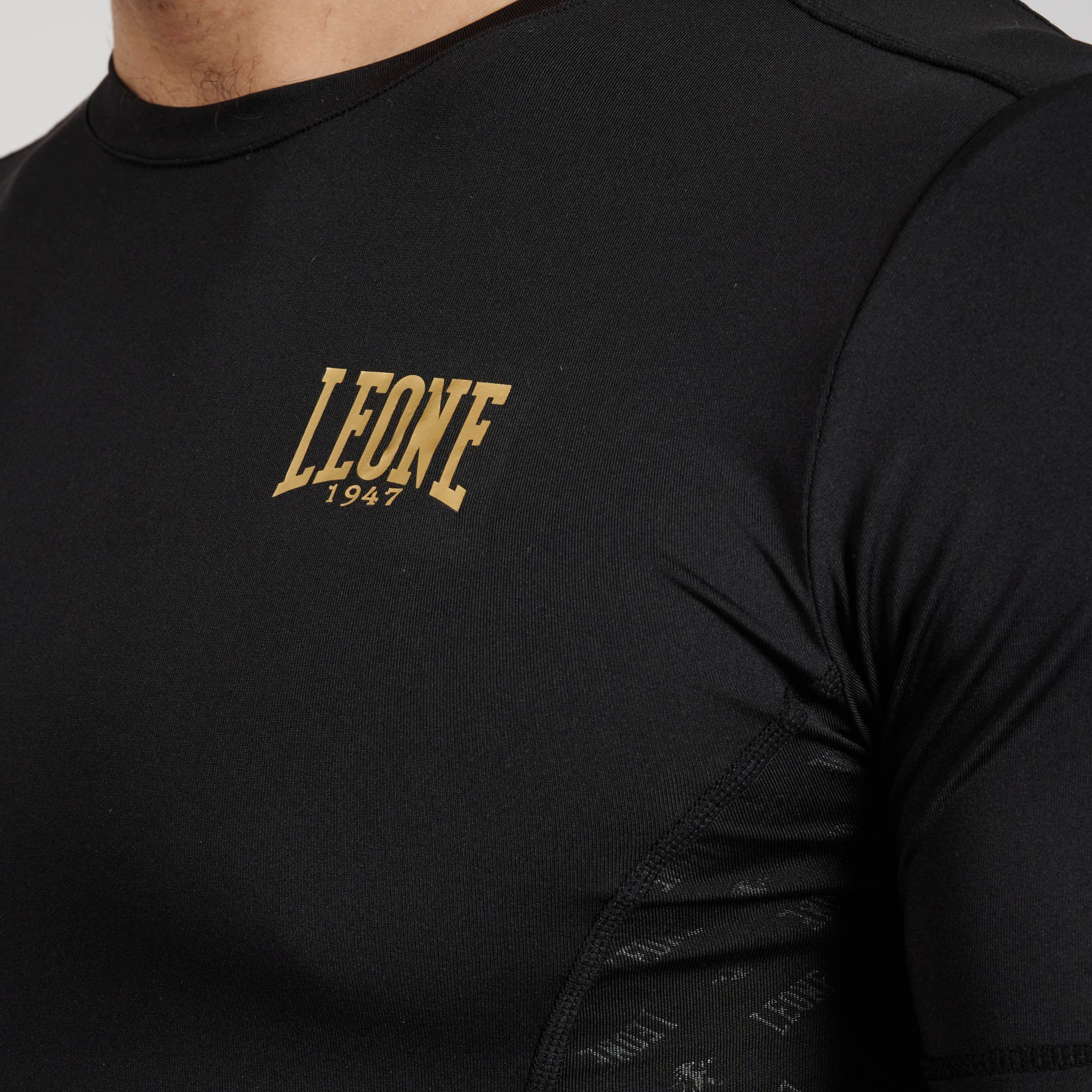 DNA RASHGUARD