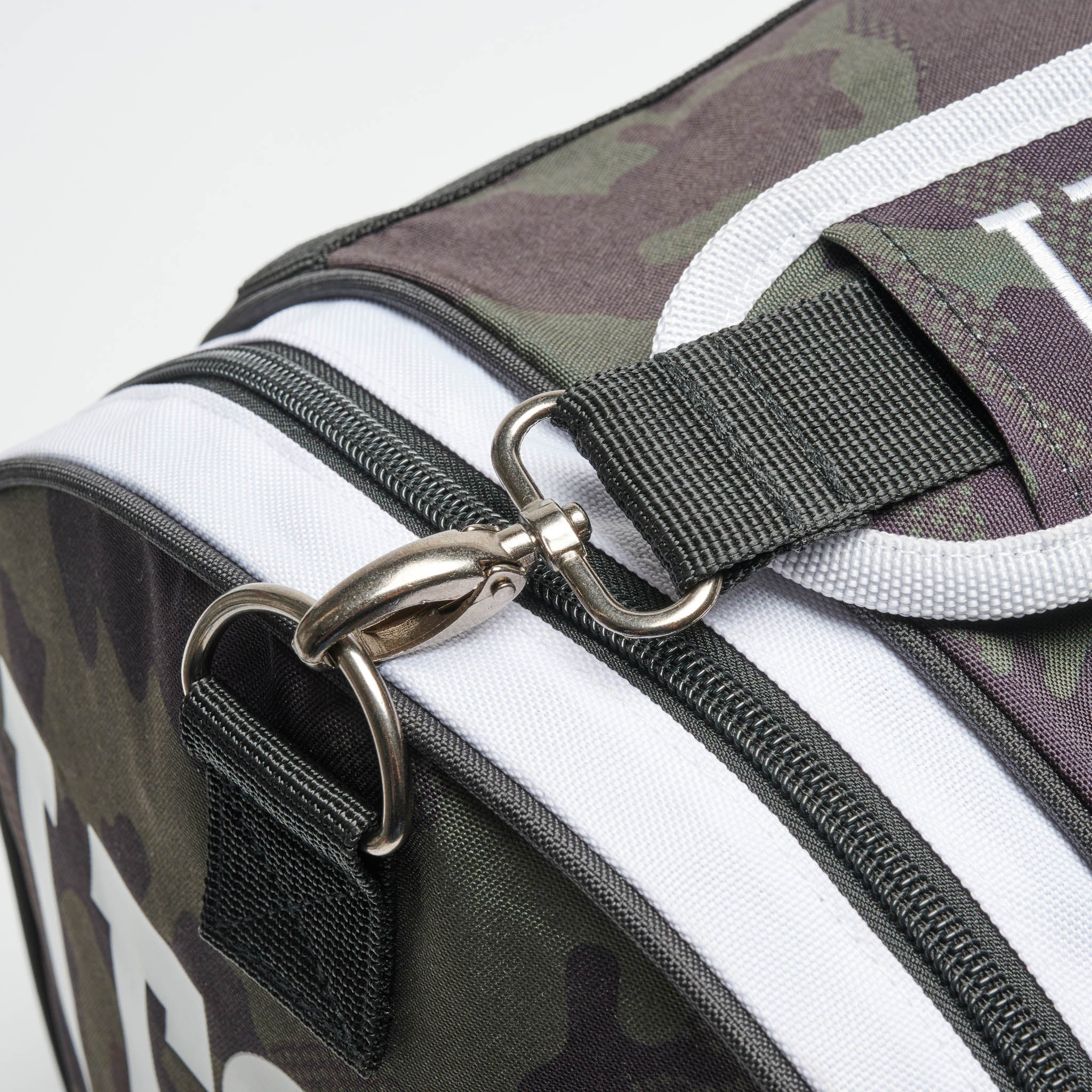 CAMOUFLAGE DUFFLE BAG
