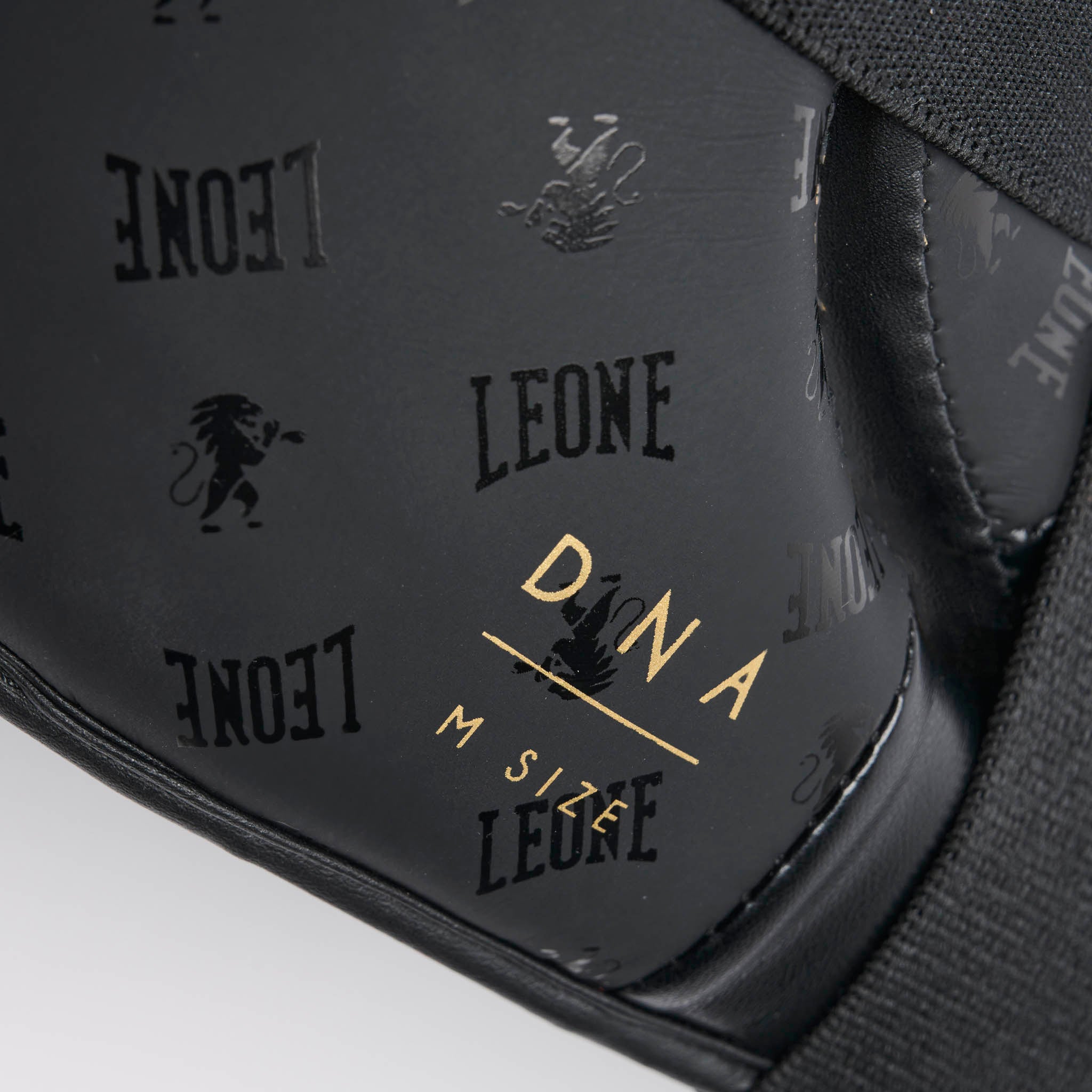 DNA FOOT PROTECTION