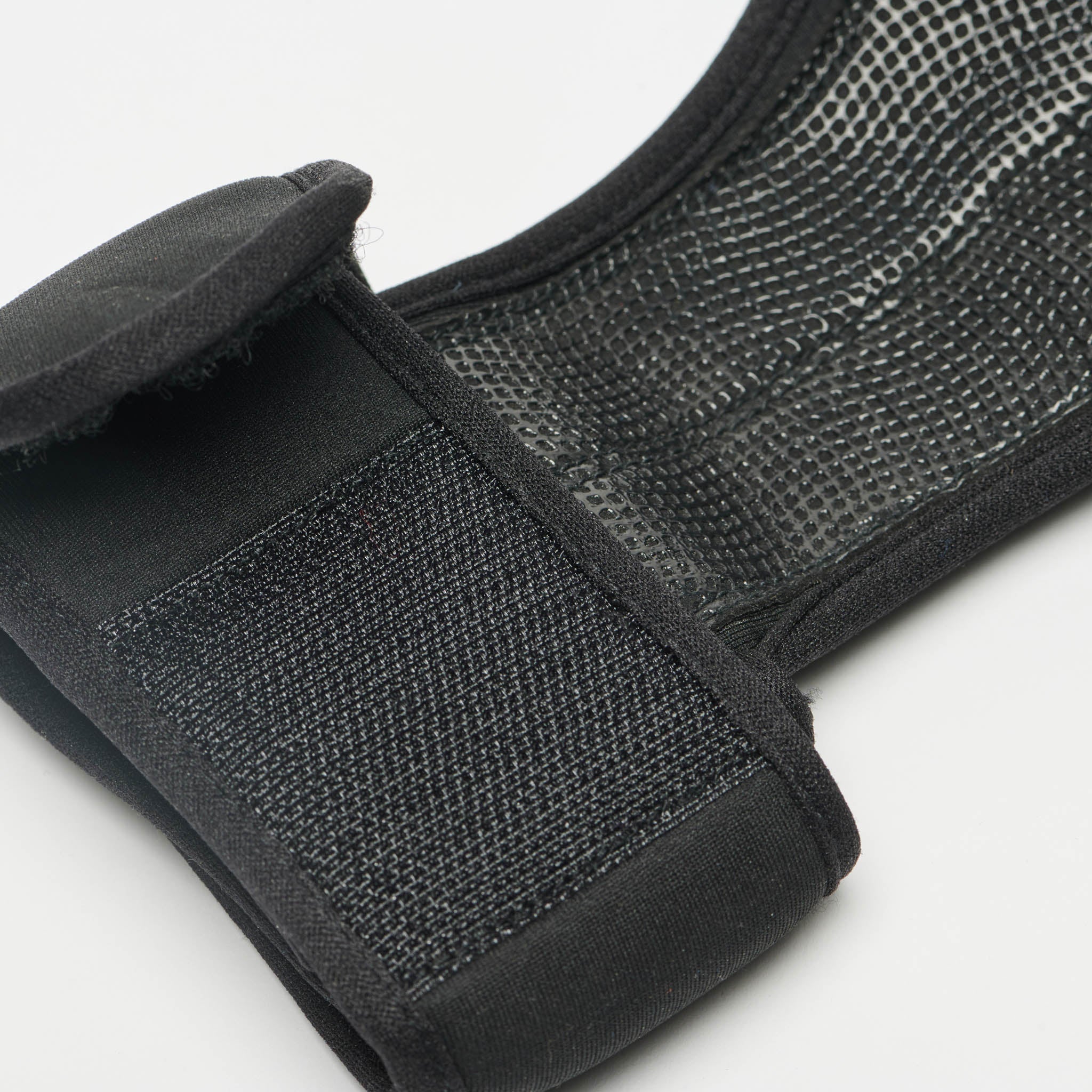 PROTECTION HAND GRIP