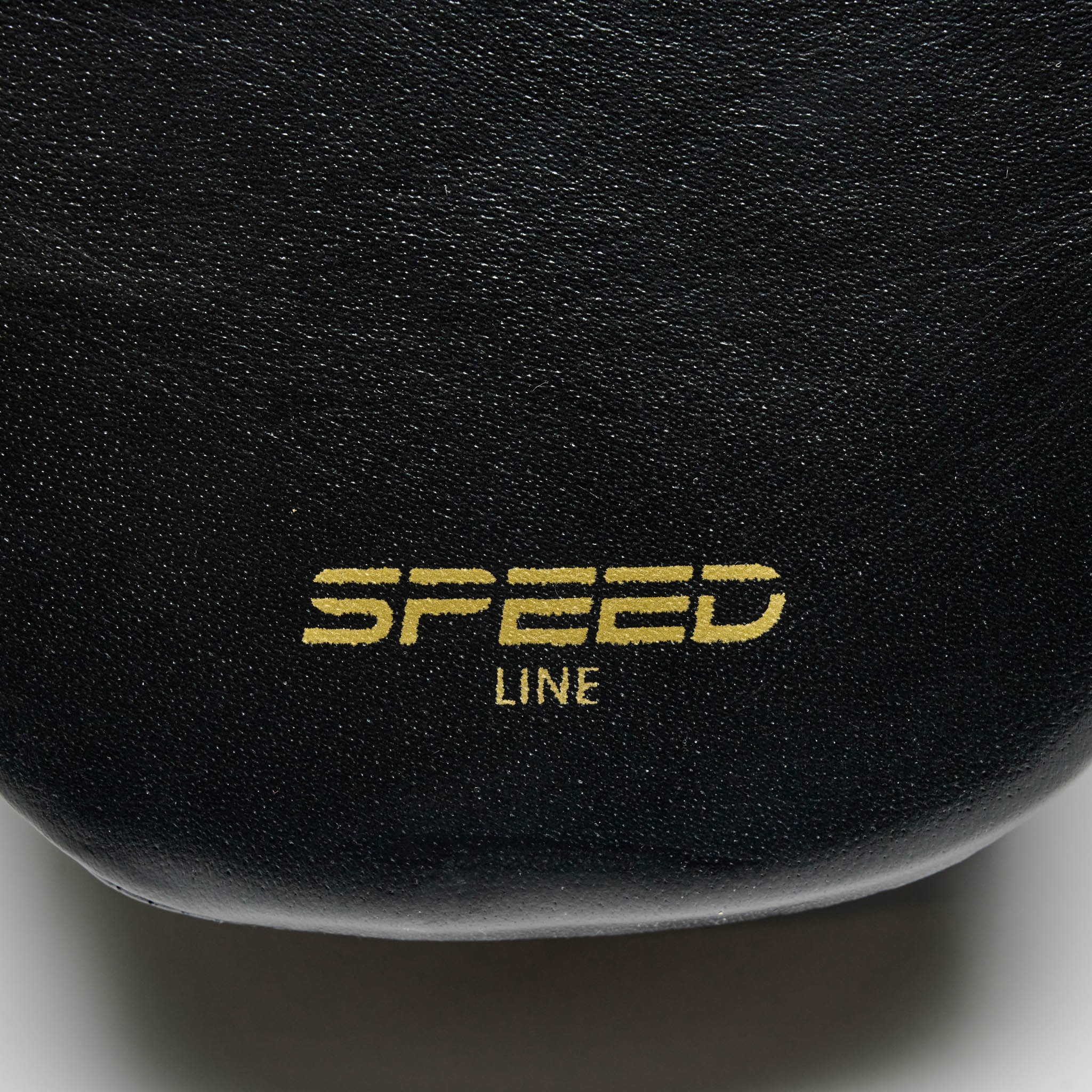 SPEED LINE STRIKING MITTS