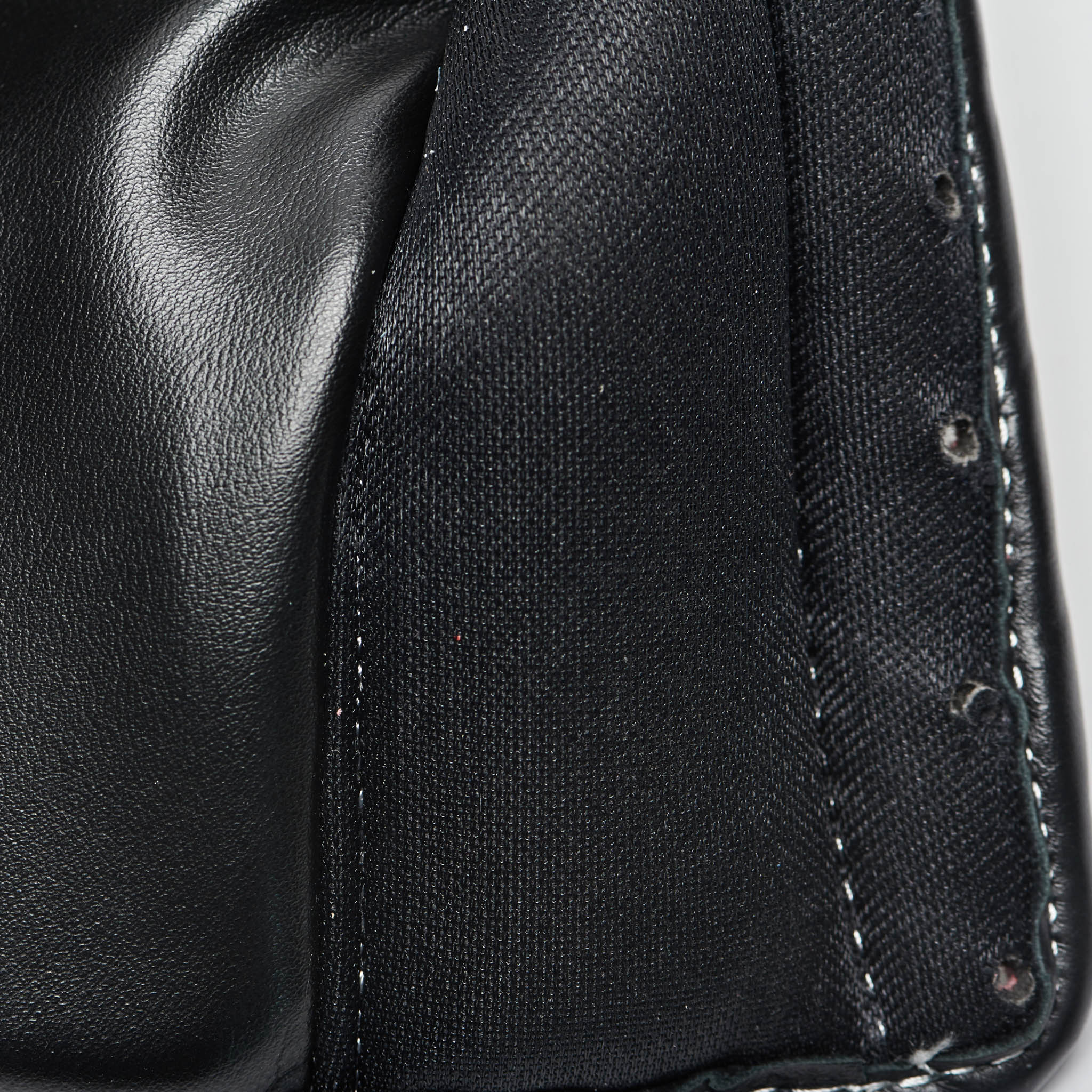 SHOCK PLUS BOXING GLOVES