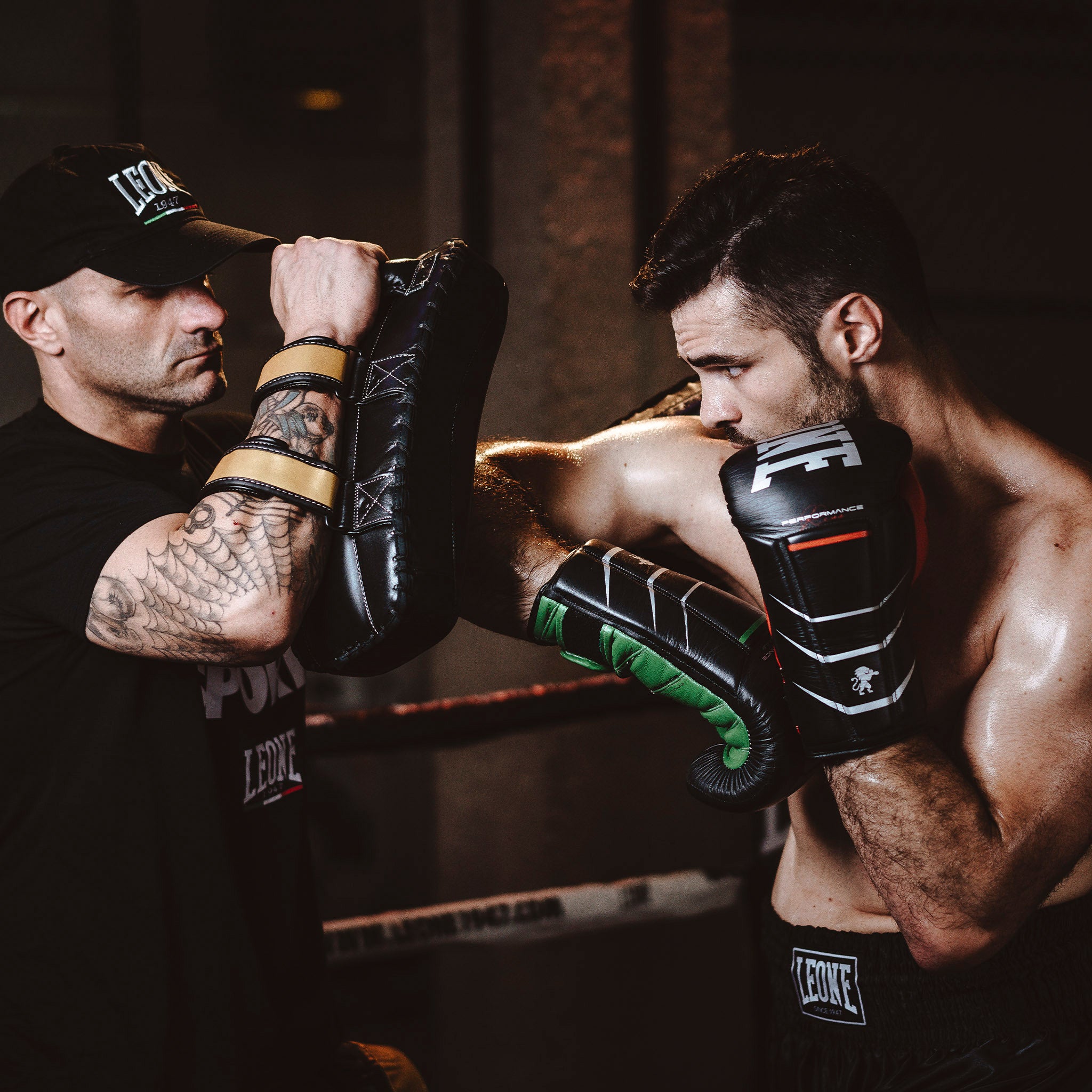 REVO PERFORMANCE BOXING GLOVES