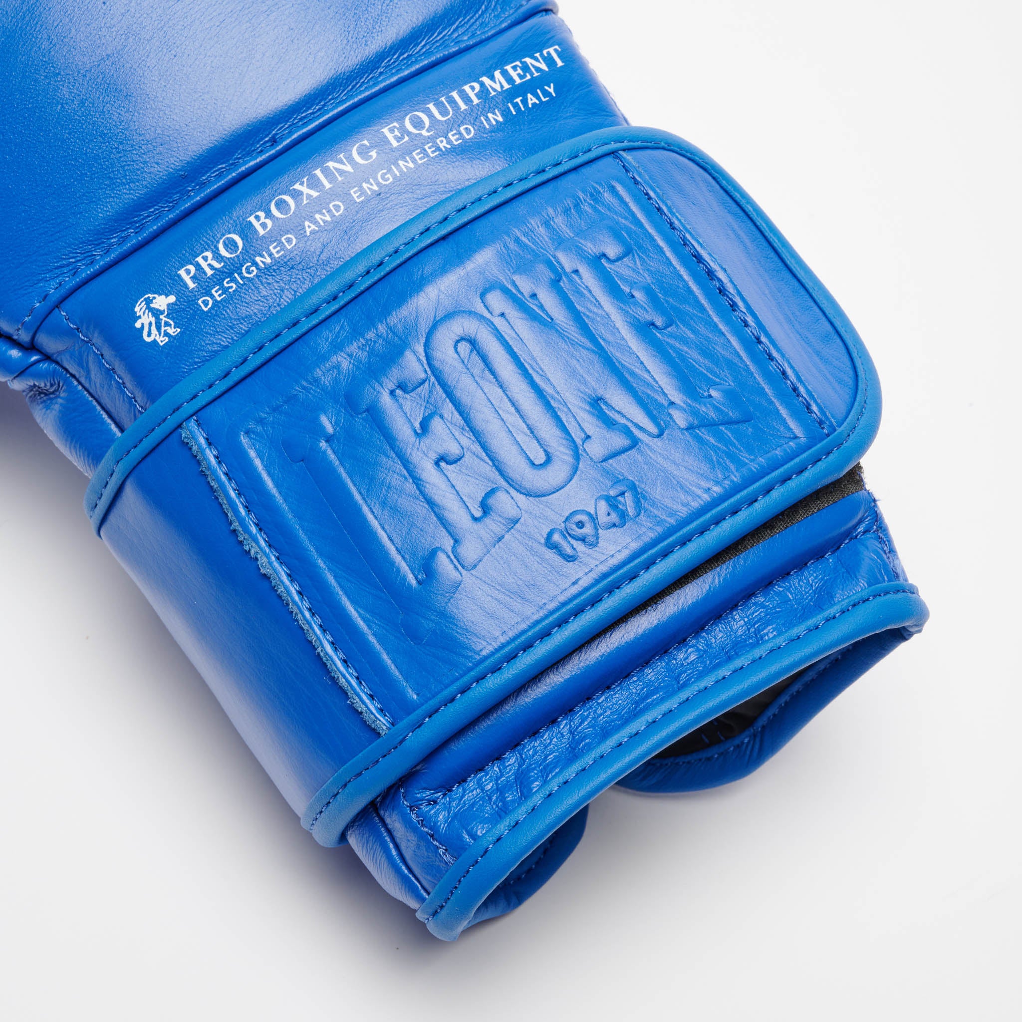THE GREATEST BOXING GLOVES