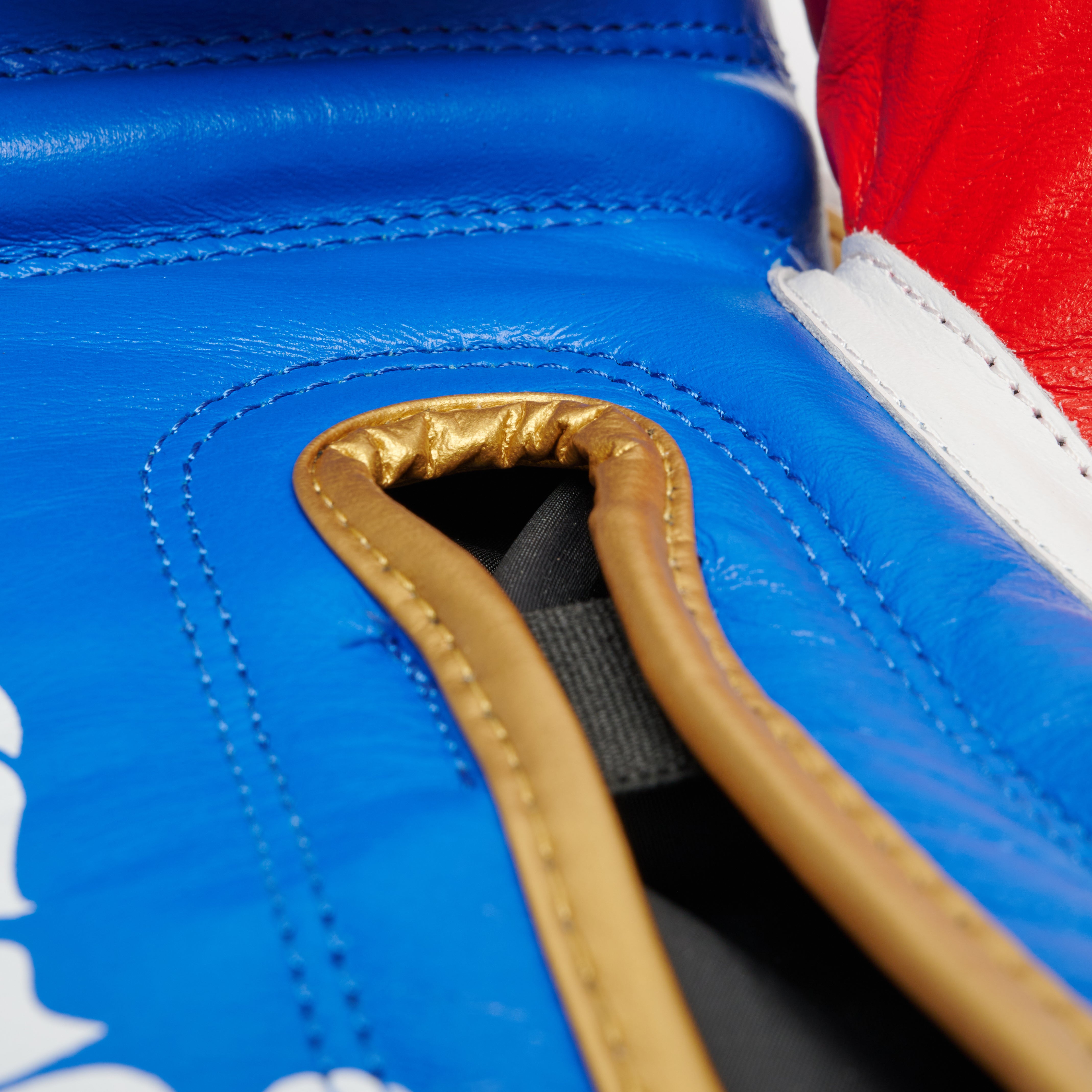 BOXING GLOVES THAI STYLE