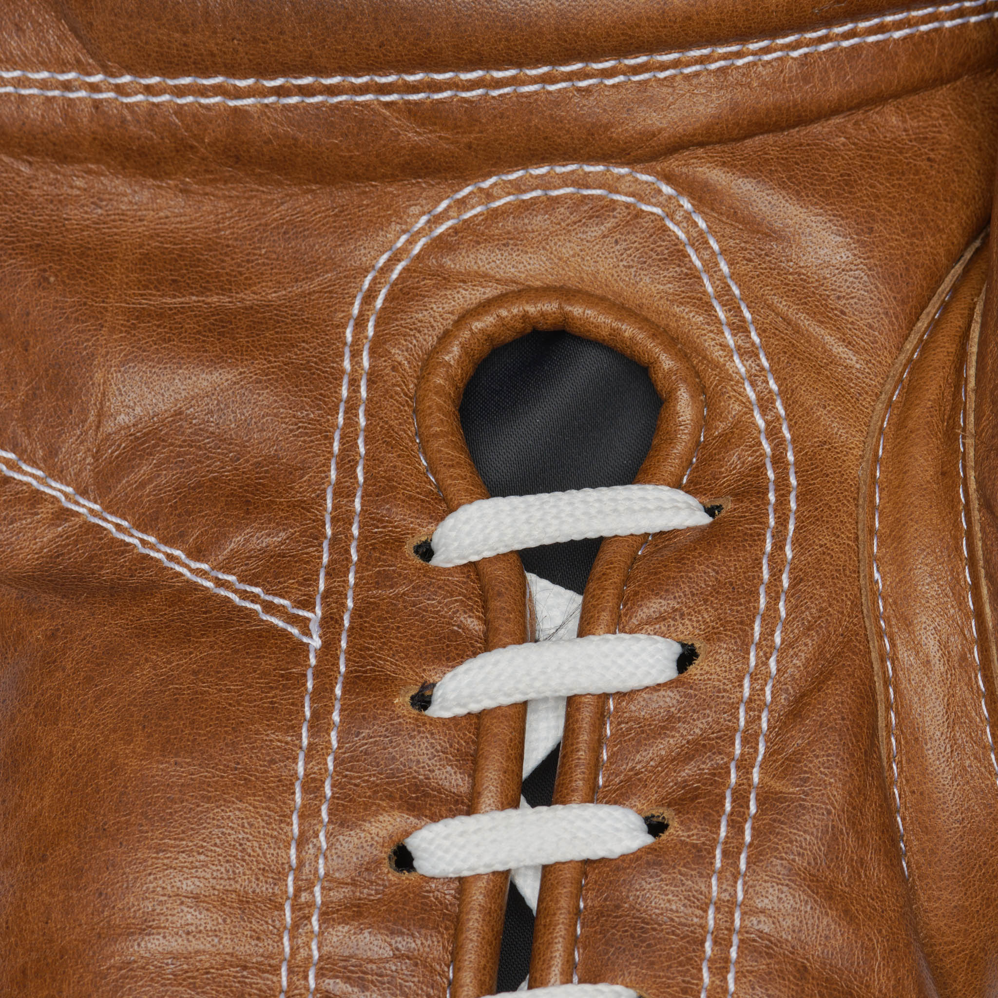 ROMEO VINTAGE BOXING GLOVES LACES