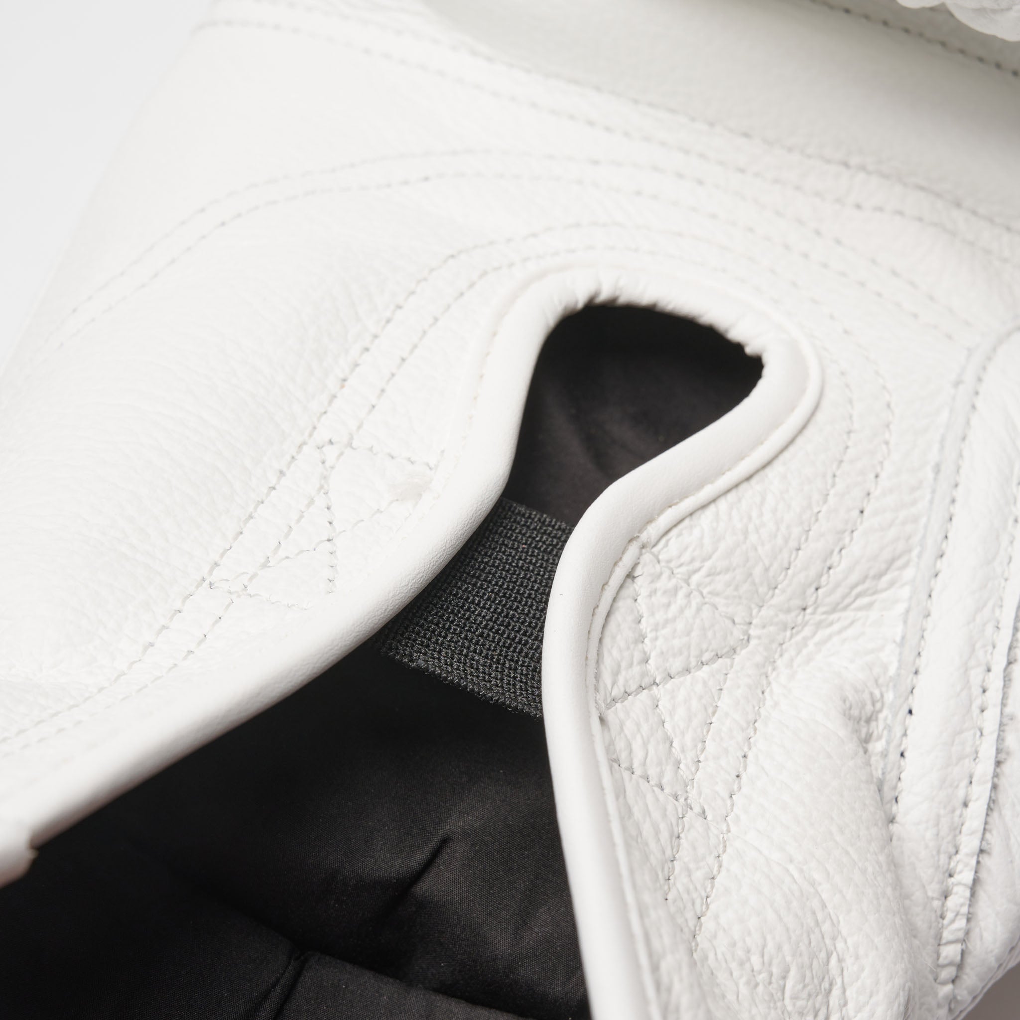 ROMEO CLASSICO BOXING GLOVES