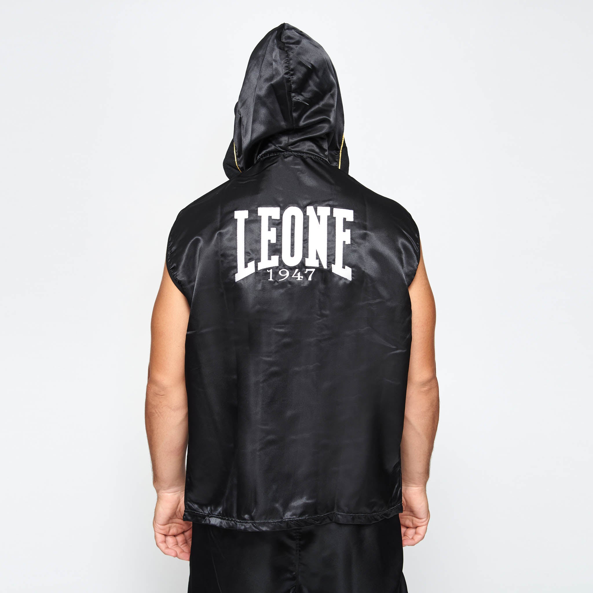 PREMIUM SLEEVELESS BOXING GOWN