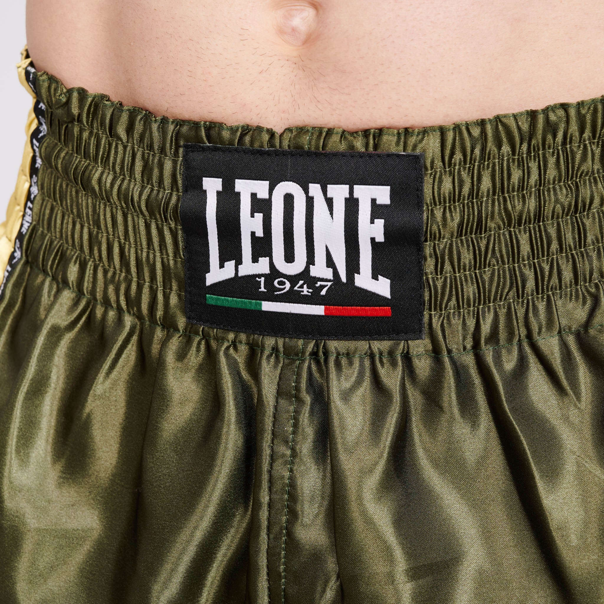 TRAINING THAI SHORTS