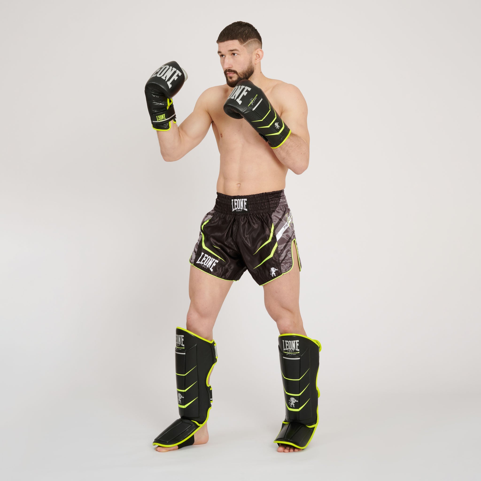 REVO FLUO KICK SHORTS
