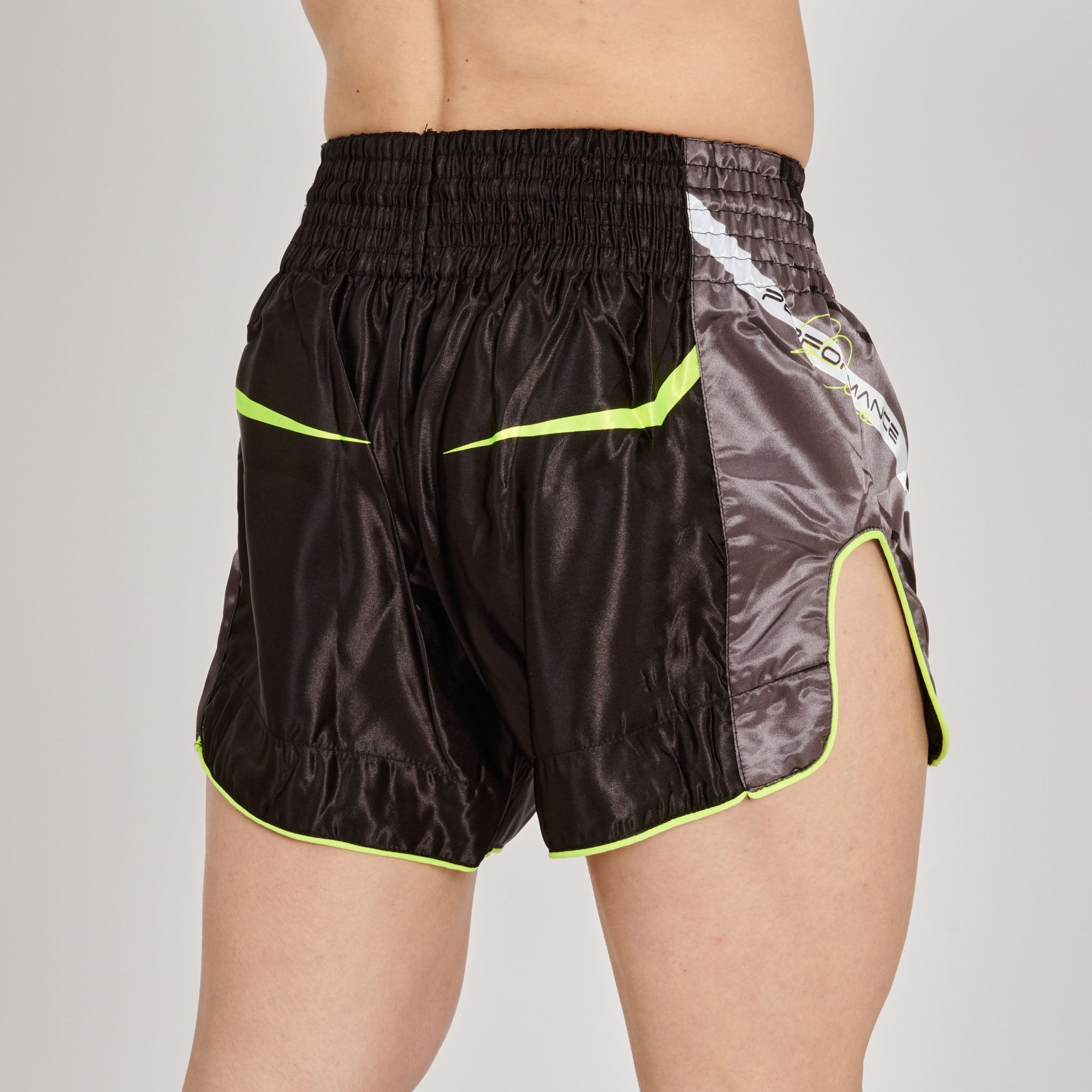 REVO FLUO KICK SHORTS