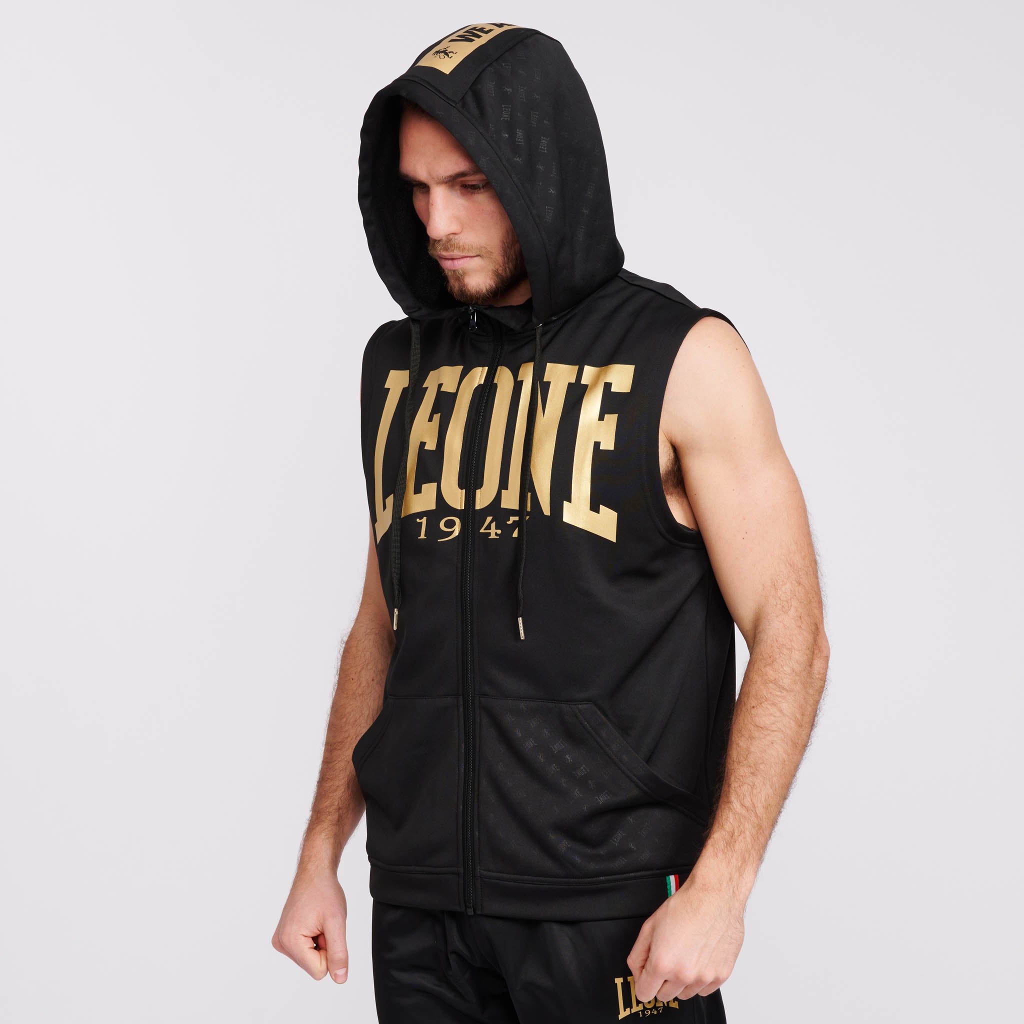 DNA SLEEVELESS SWEATSHIRT