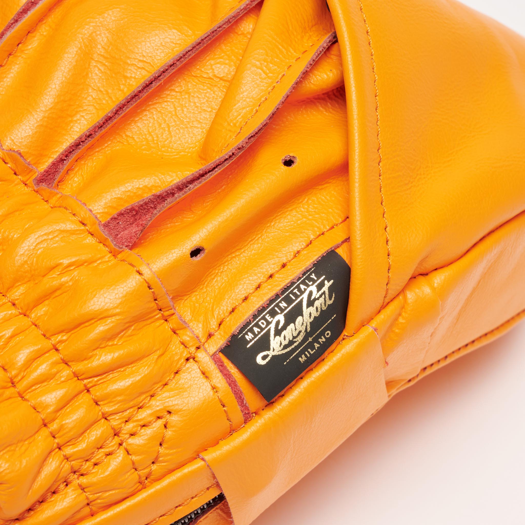 ARISTOTELE CLASSICO CURVED PUNCH MITTS