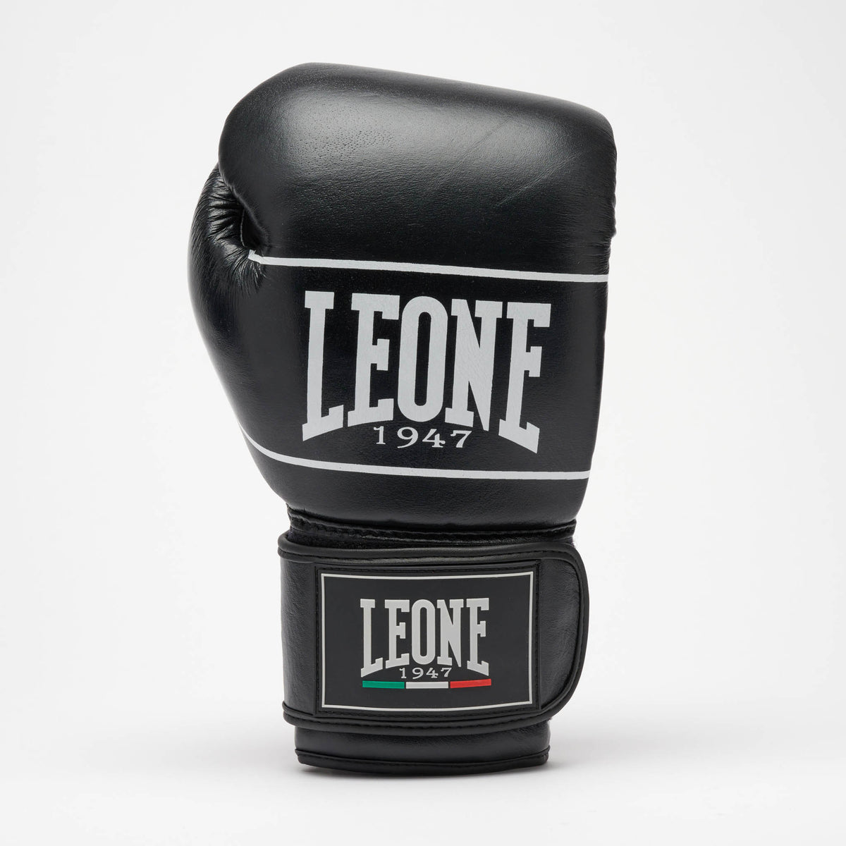 Leone 1947 GN057 Shock Pro boxing gloves view 1