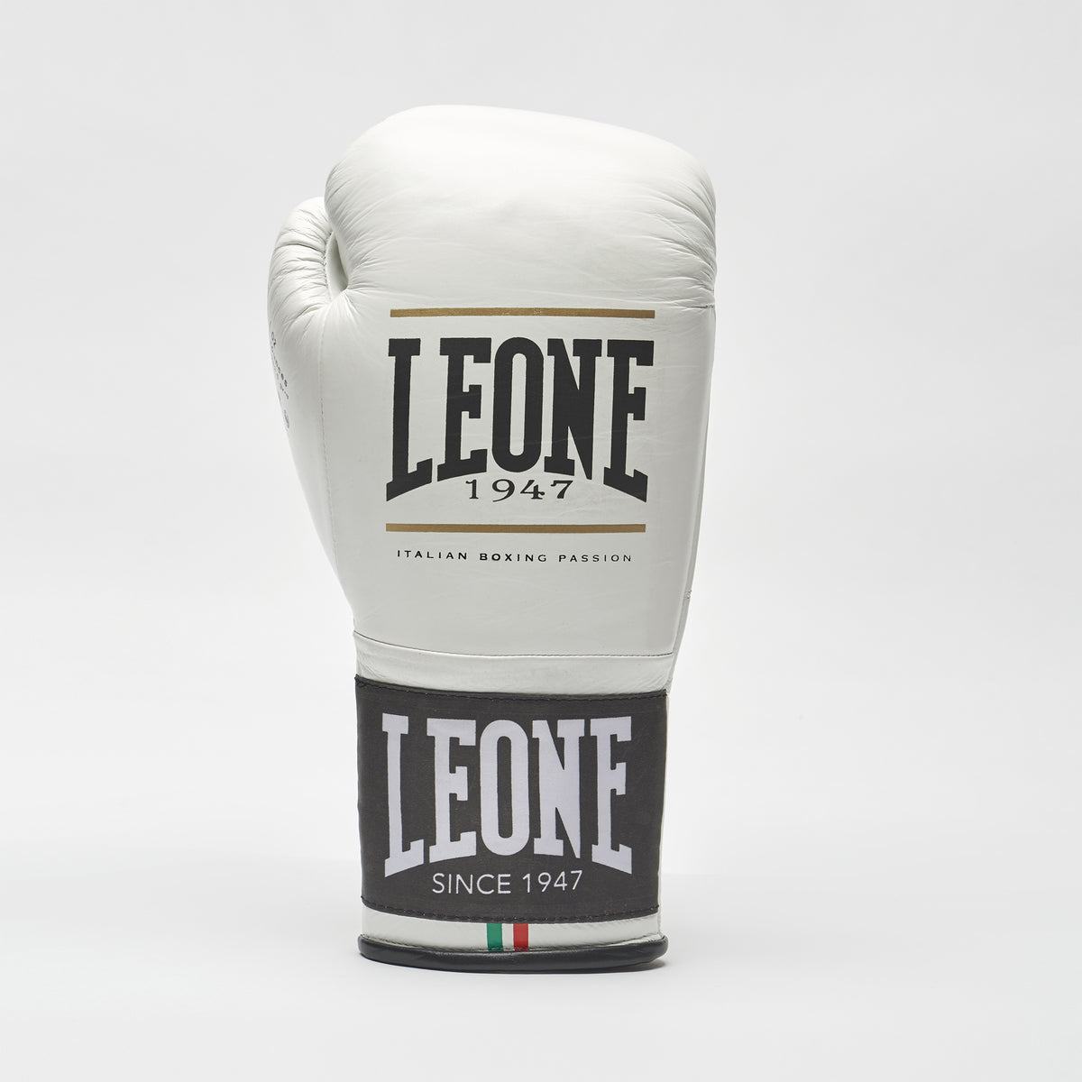 Leone 1947 GN102L Shock Plus boxing gloves view 1
