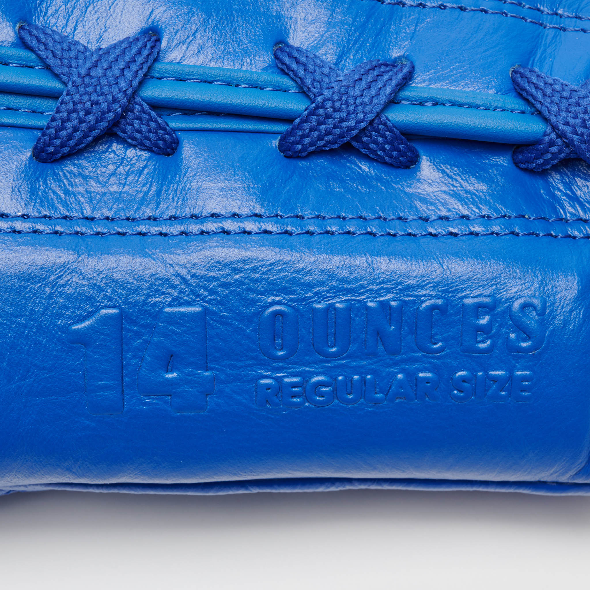 THE GREATEST BOXING GLOVES