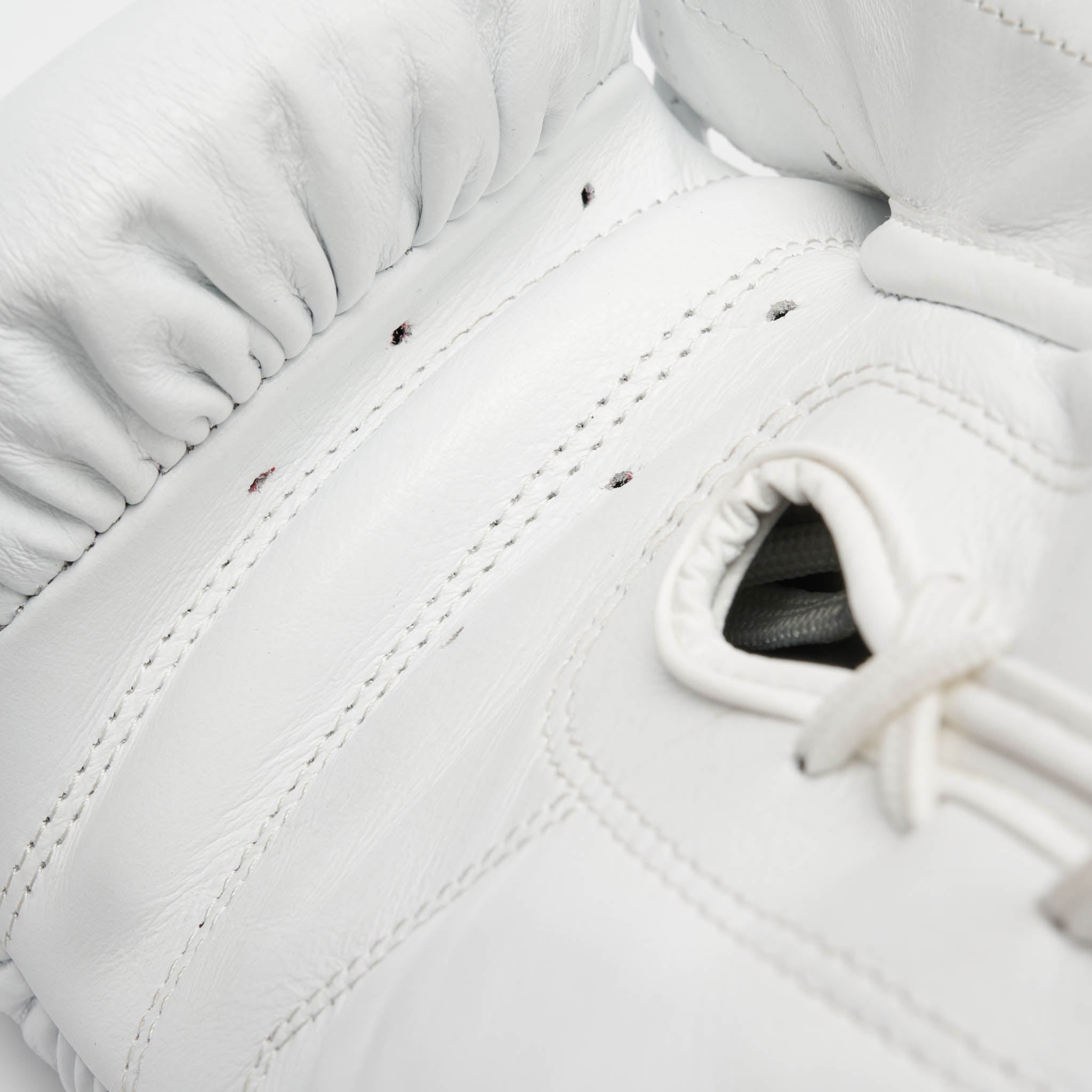 THE GREATEST BOXING GLOVES