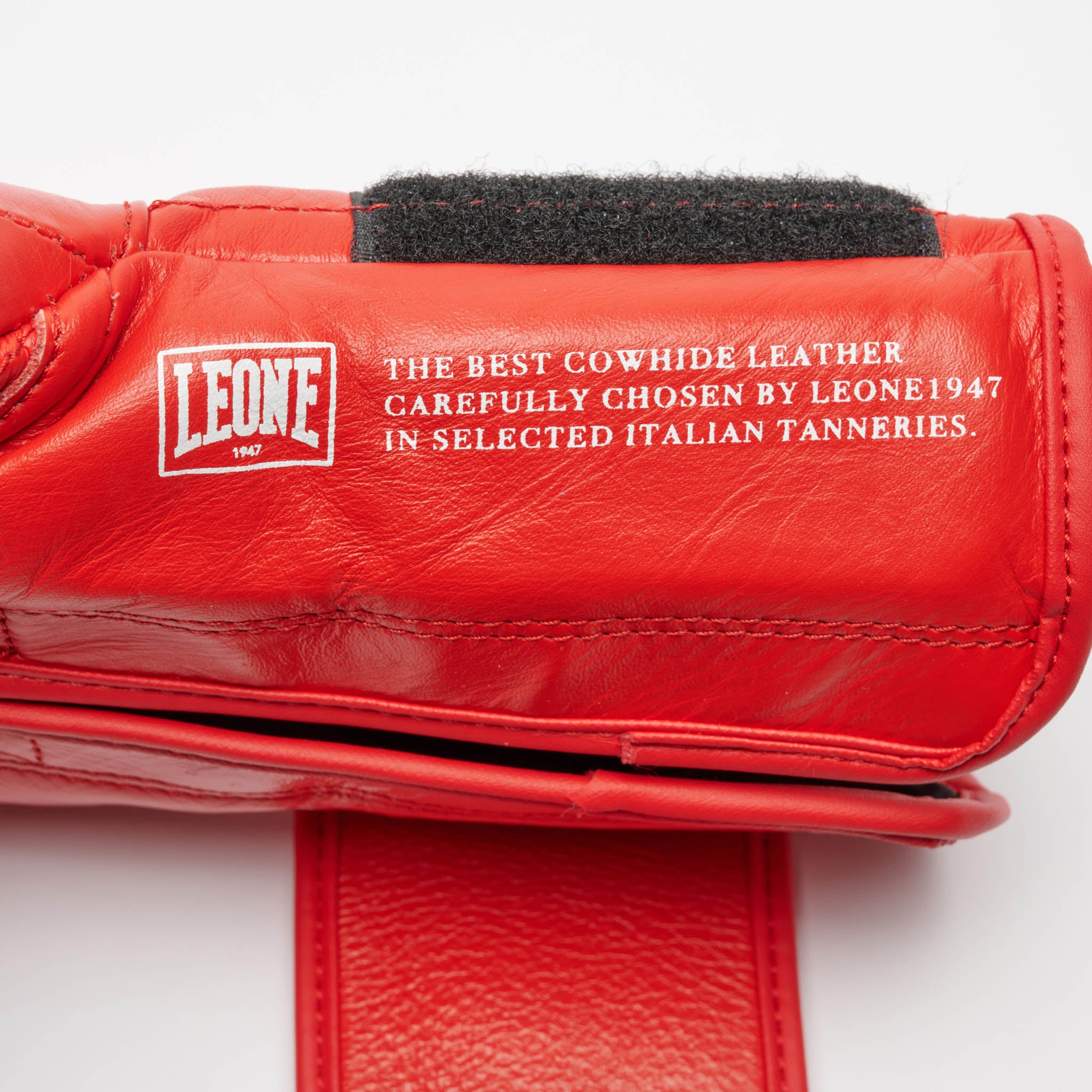 THE GREATEST BOXING GLOVES