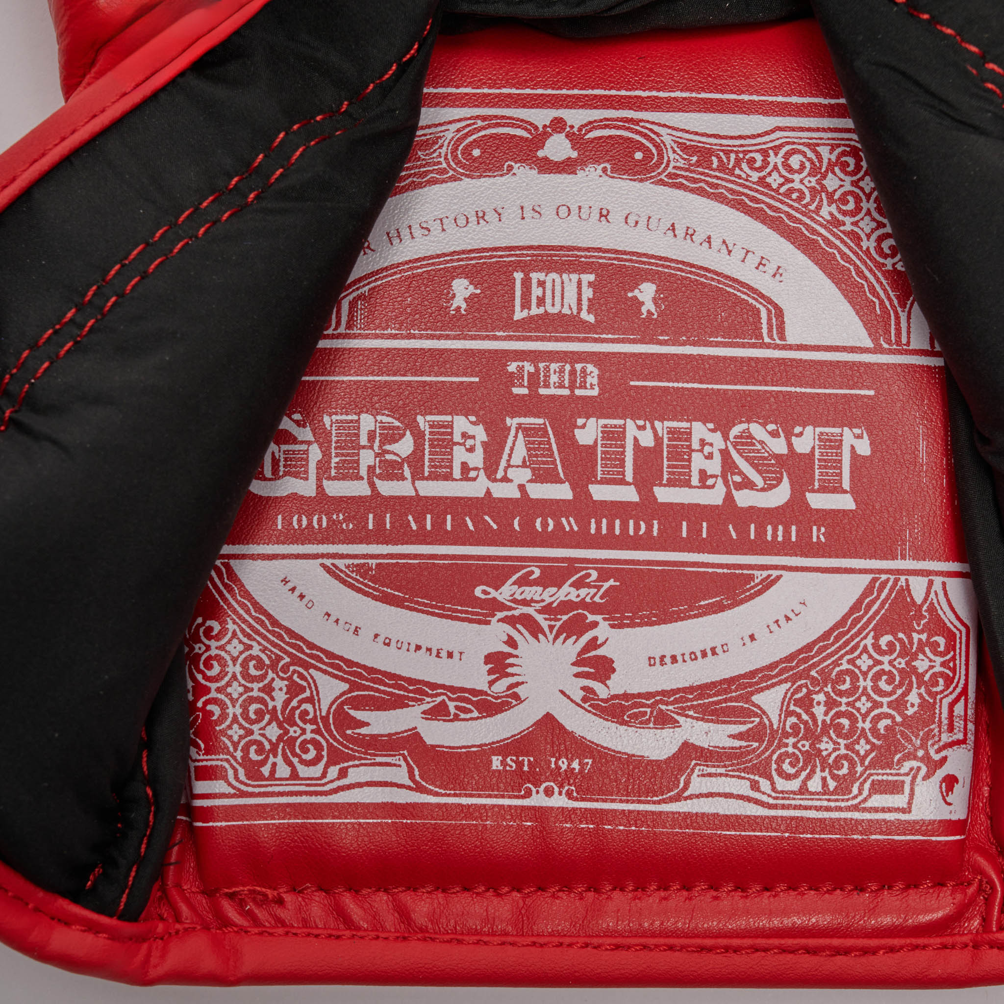 THE GREATEST BOXING GLOVES