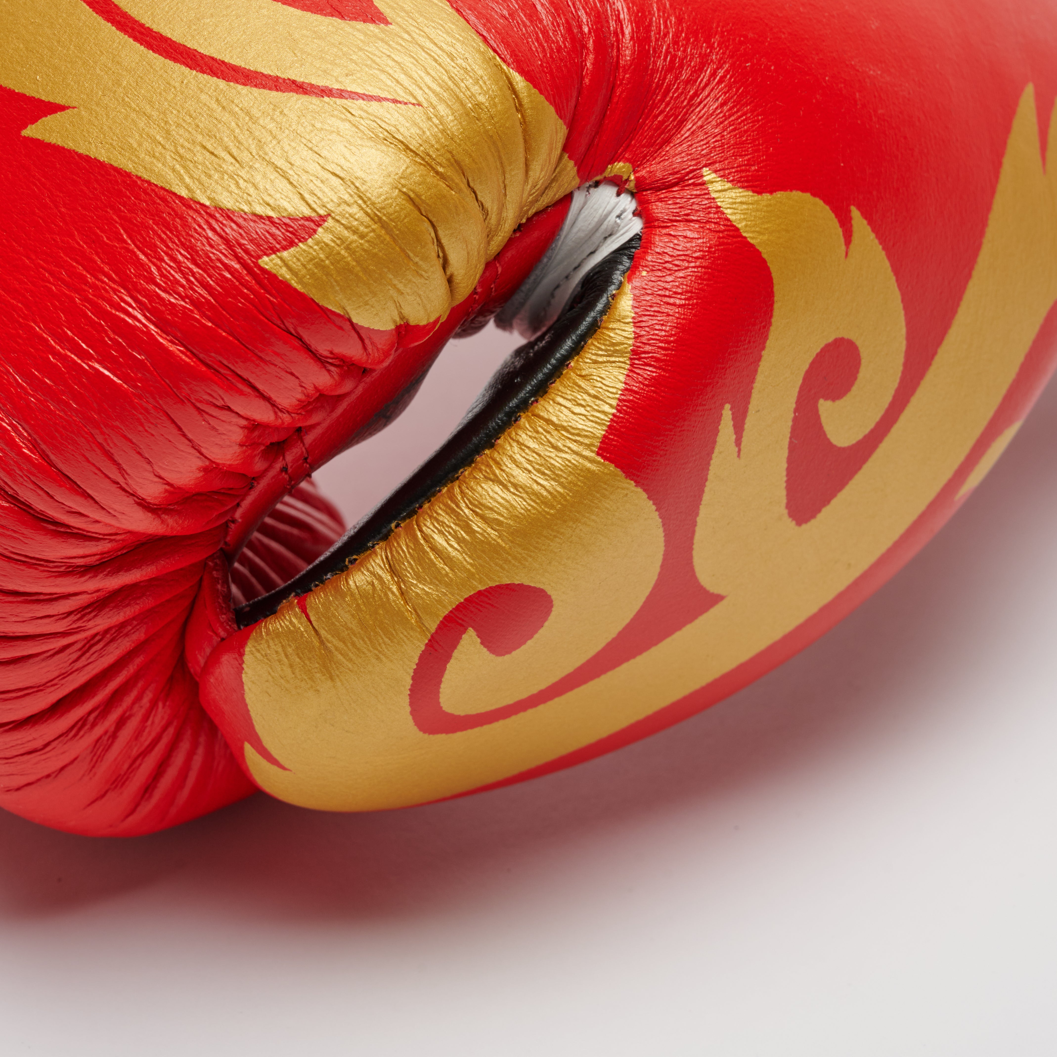 BOXING GLOVES THAI STYLE