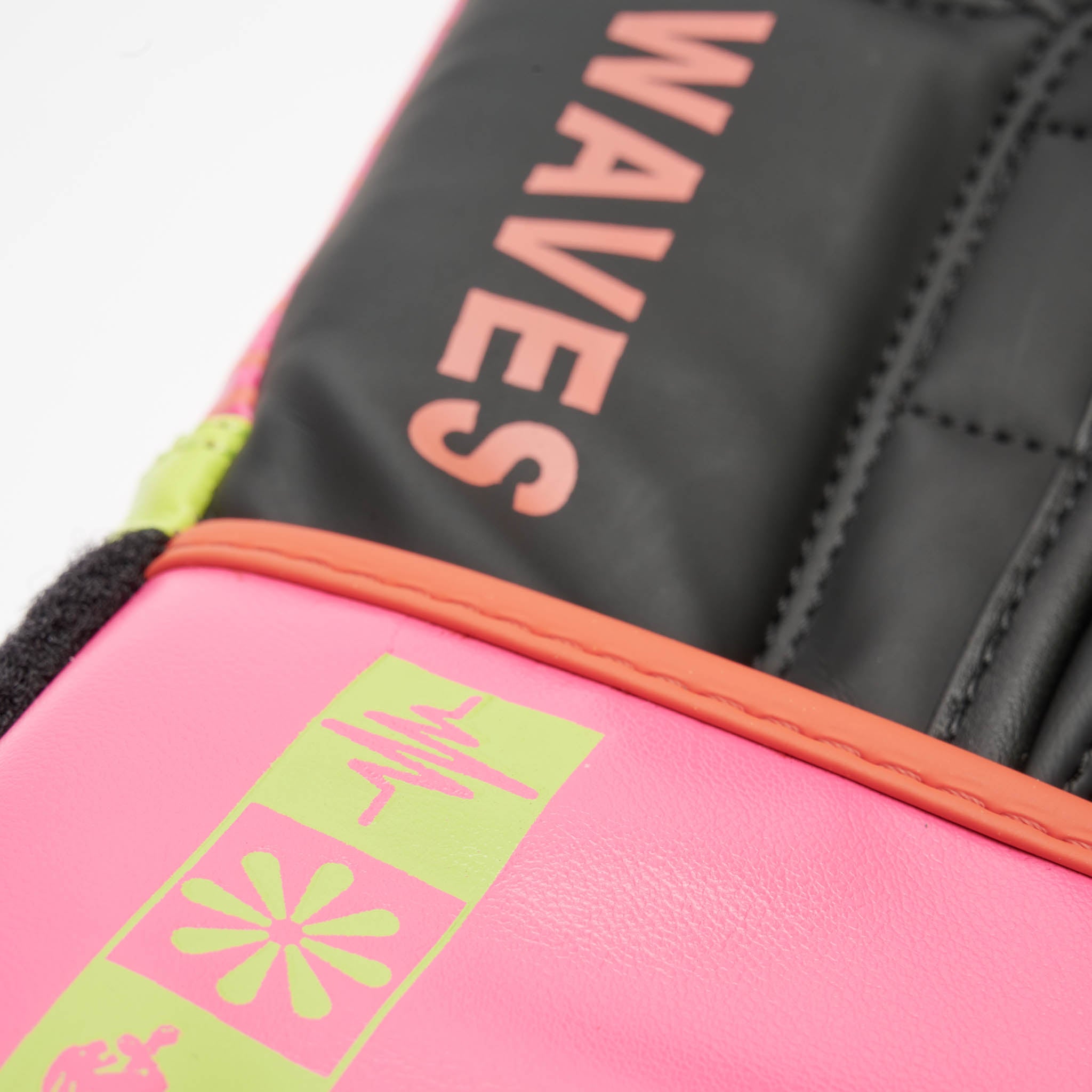 WAVES BOXING GLOVES