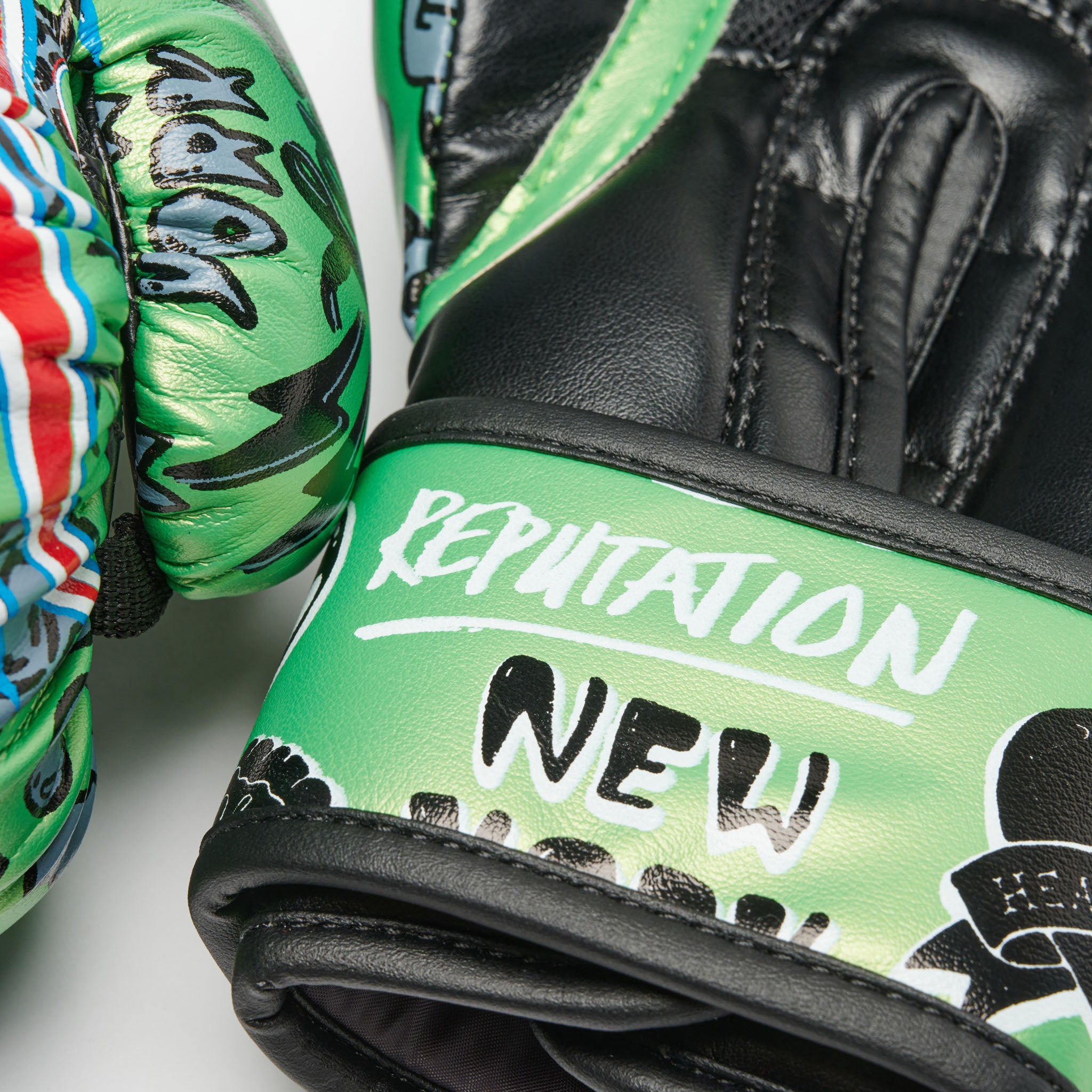 FLAMES BOXING GLOVES