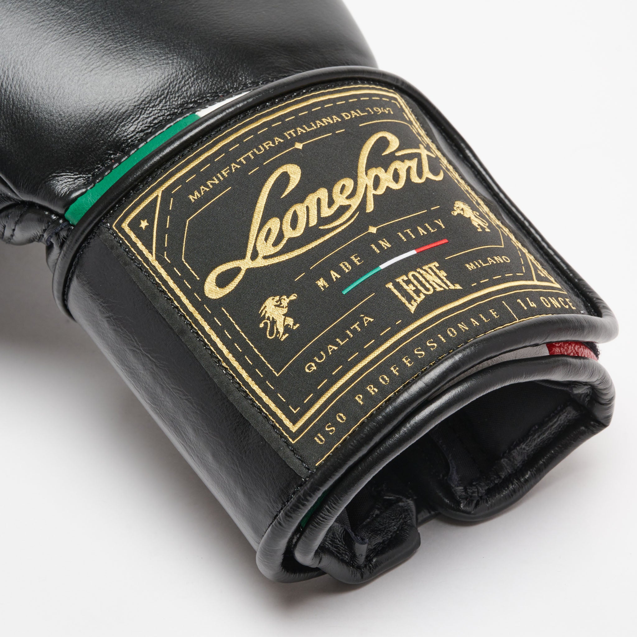 ORLANDO TRICOLORE BOXING GLOVES VELCRO GNO03V black | Leone 1947