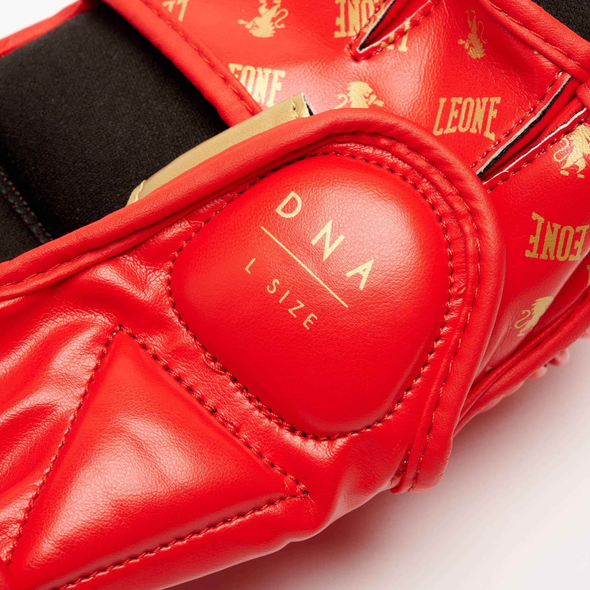 MMA GLOVES DNA GP144 red | Leone 1947 Official Shop